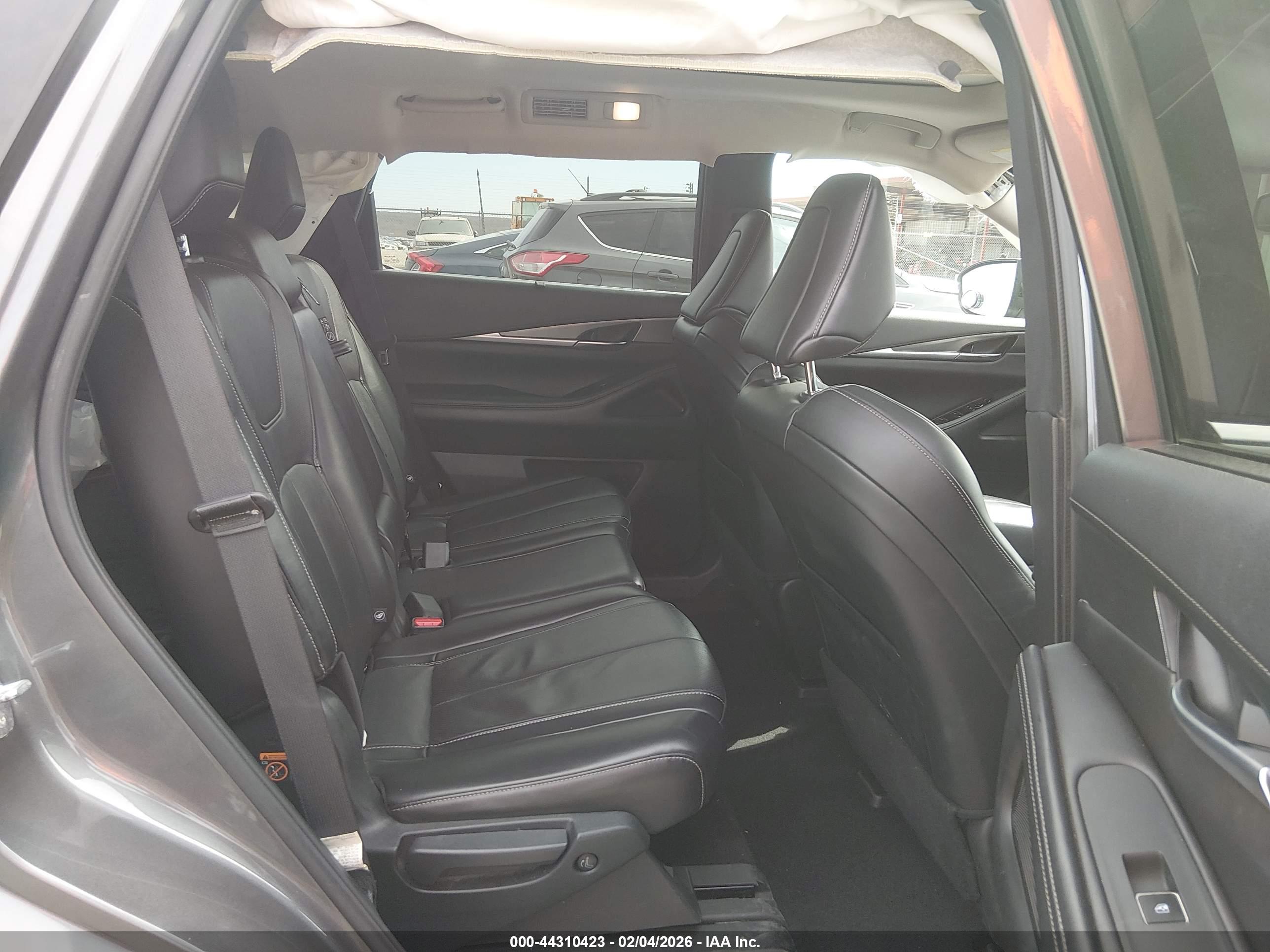 INFINITI QX60 image 8