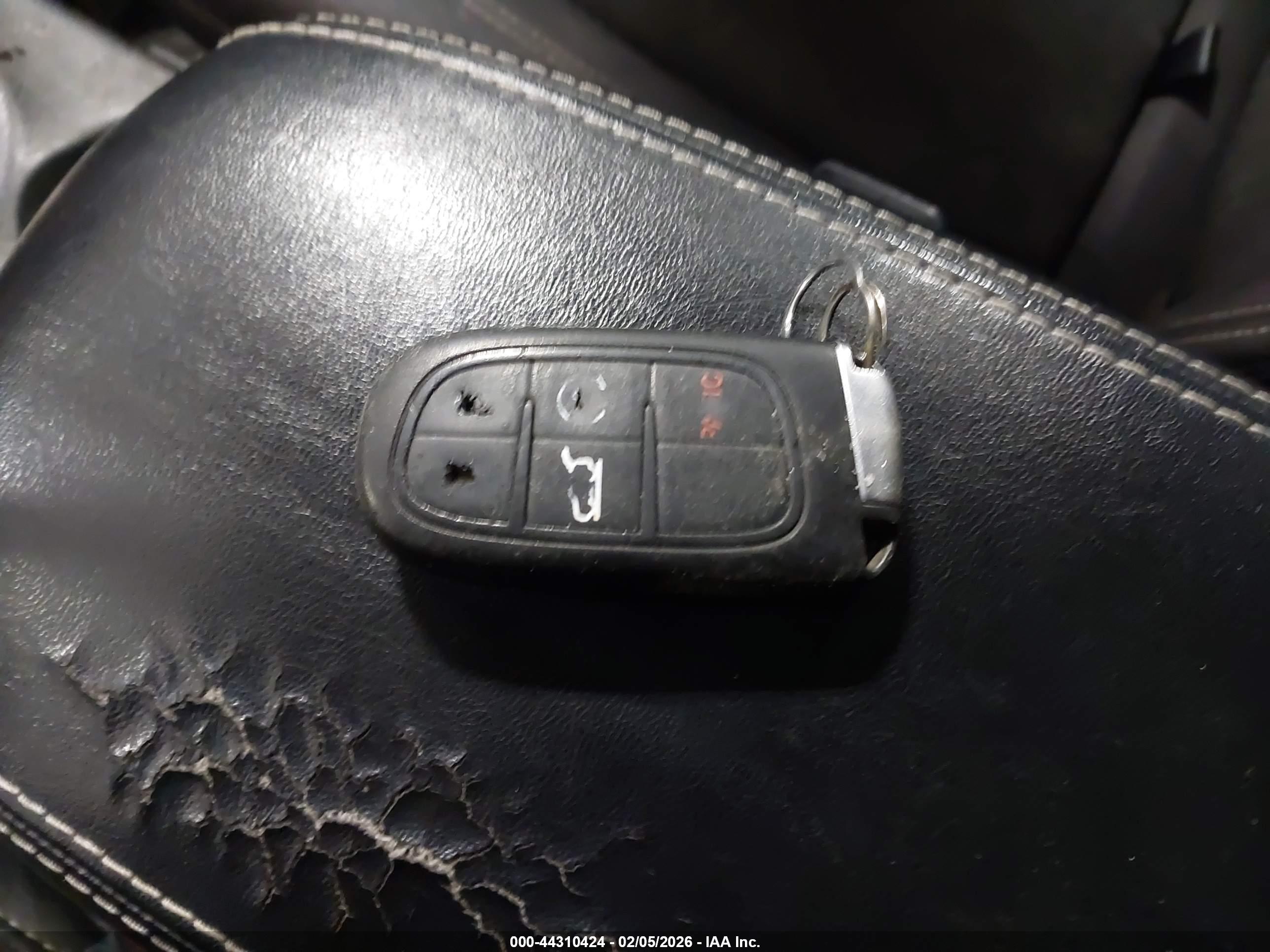 JEEP CHEROKEE image 11