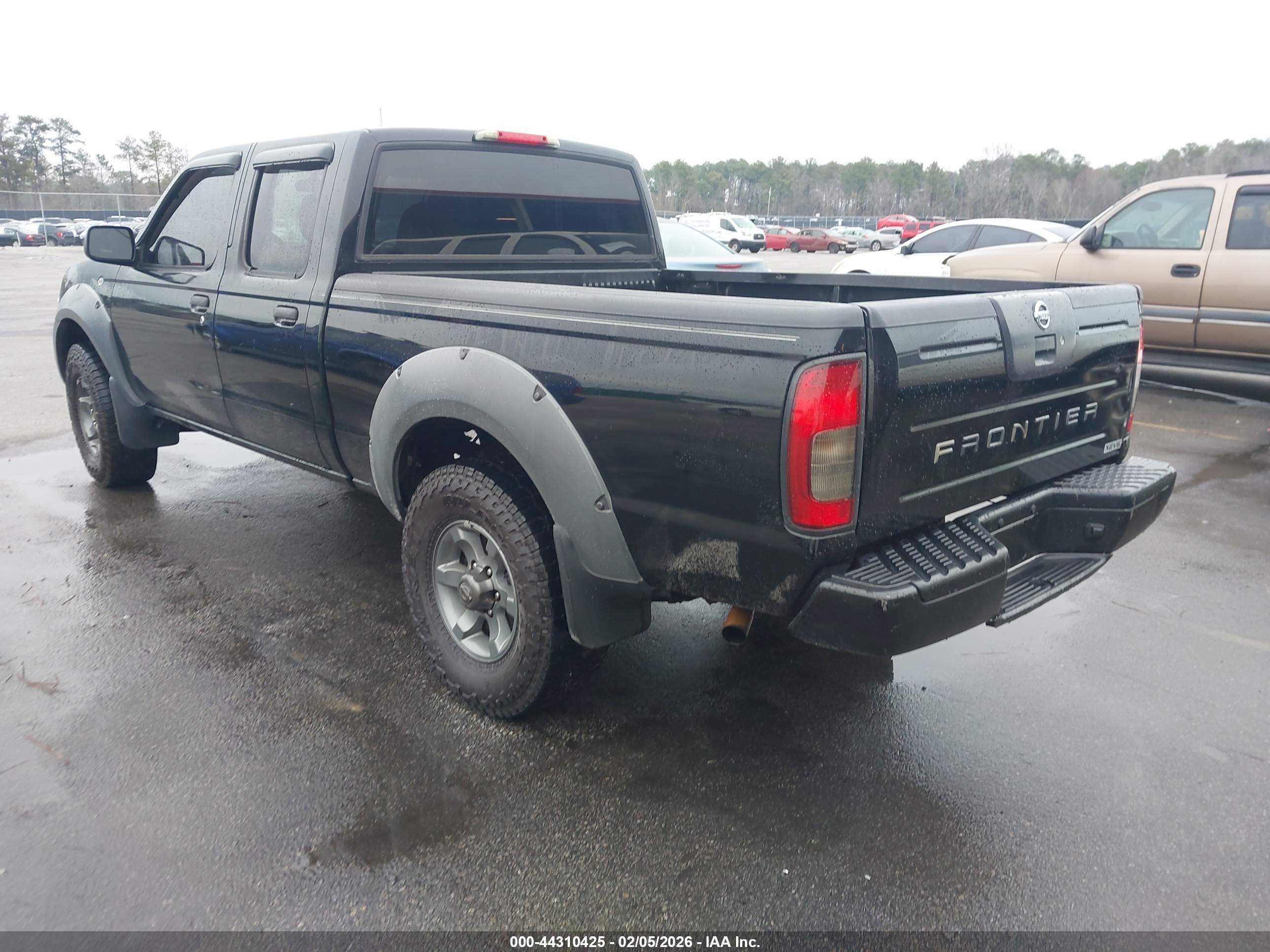 NISSAN FRONTIER image 3