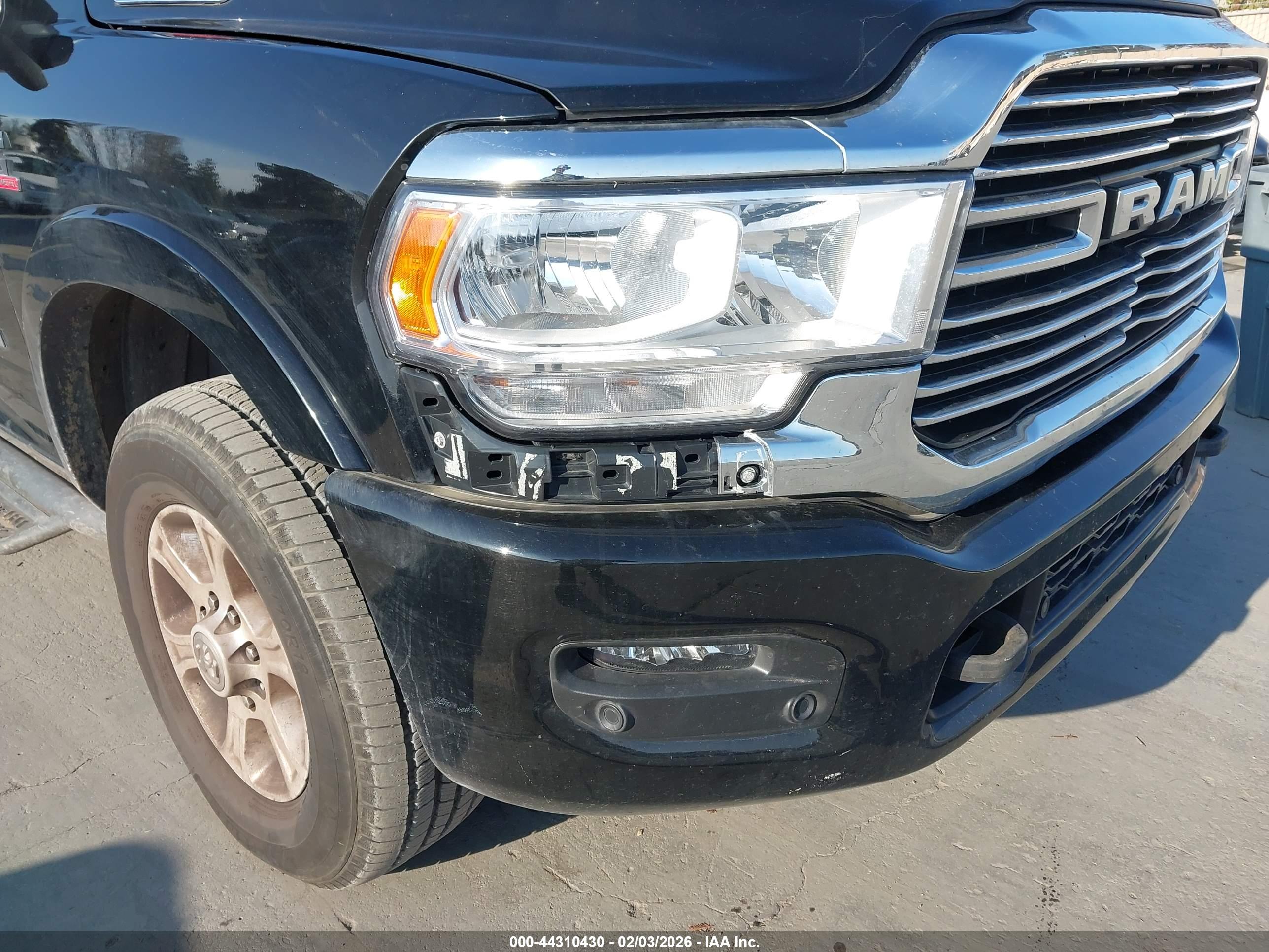 RAM 2500 image 6
