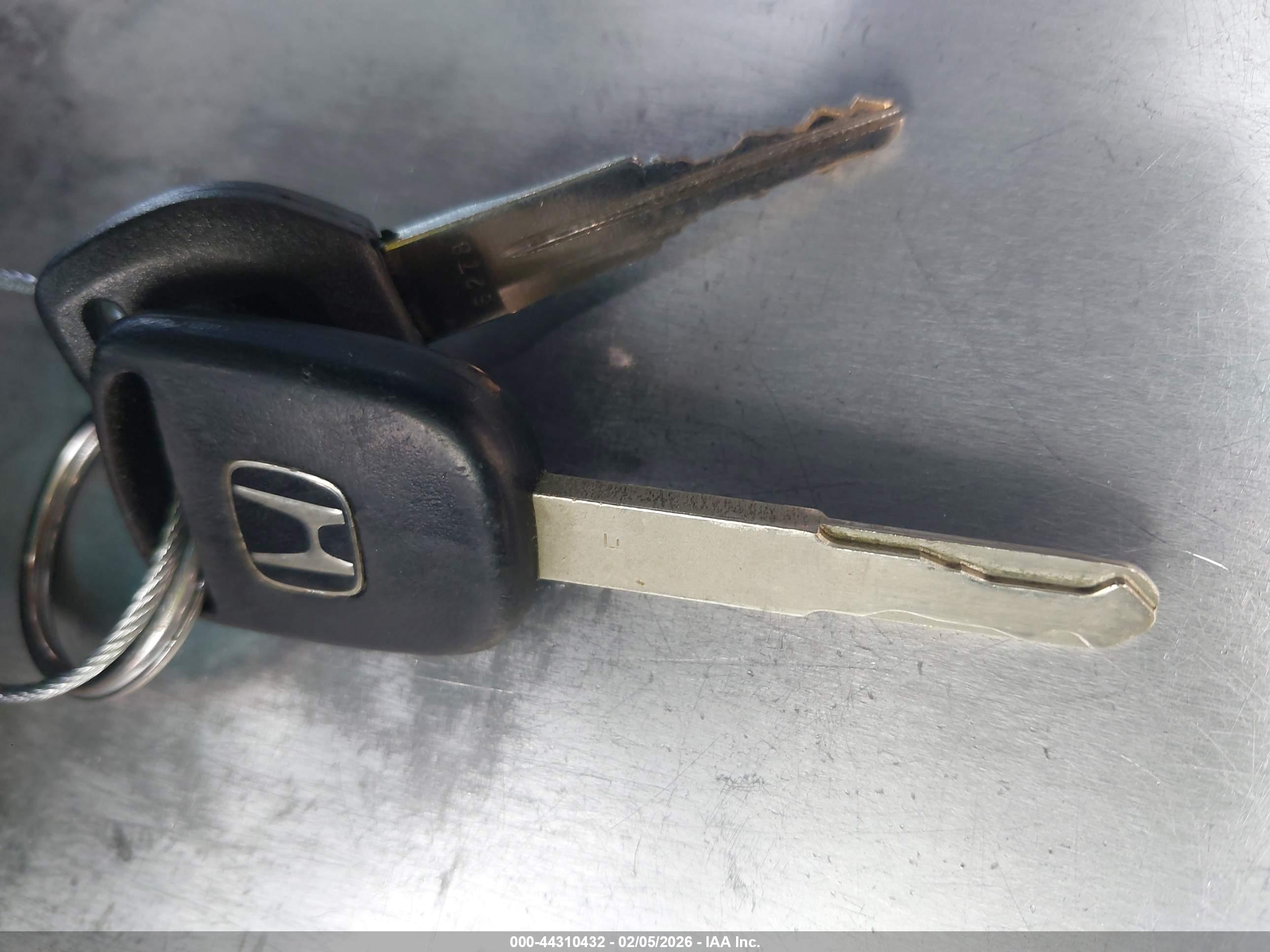 HONDA CIVIC image 11