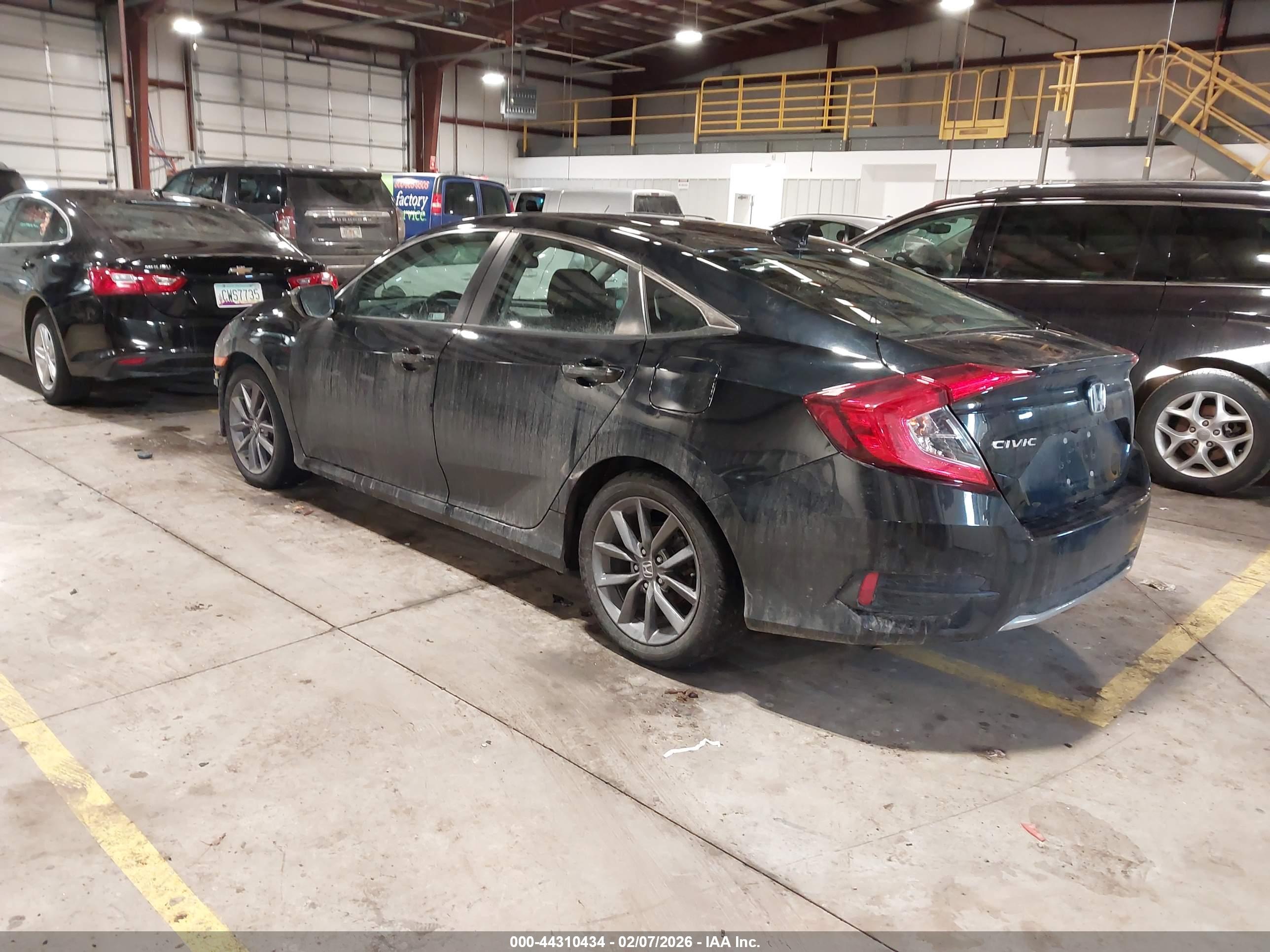 HONDA CIVIC image 3