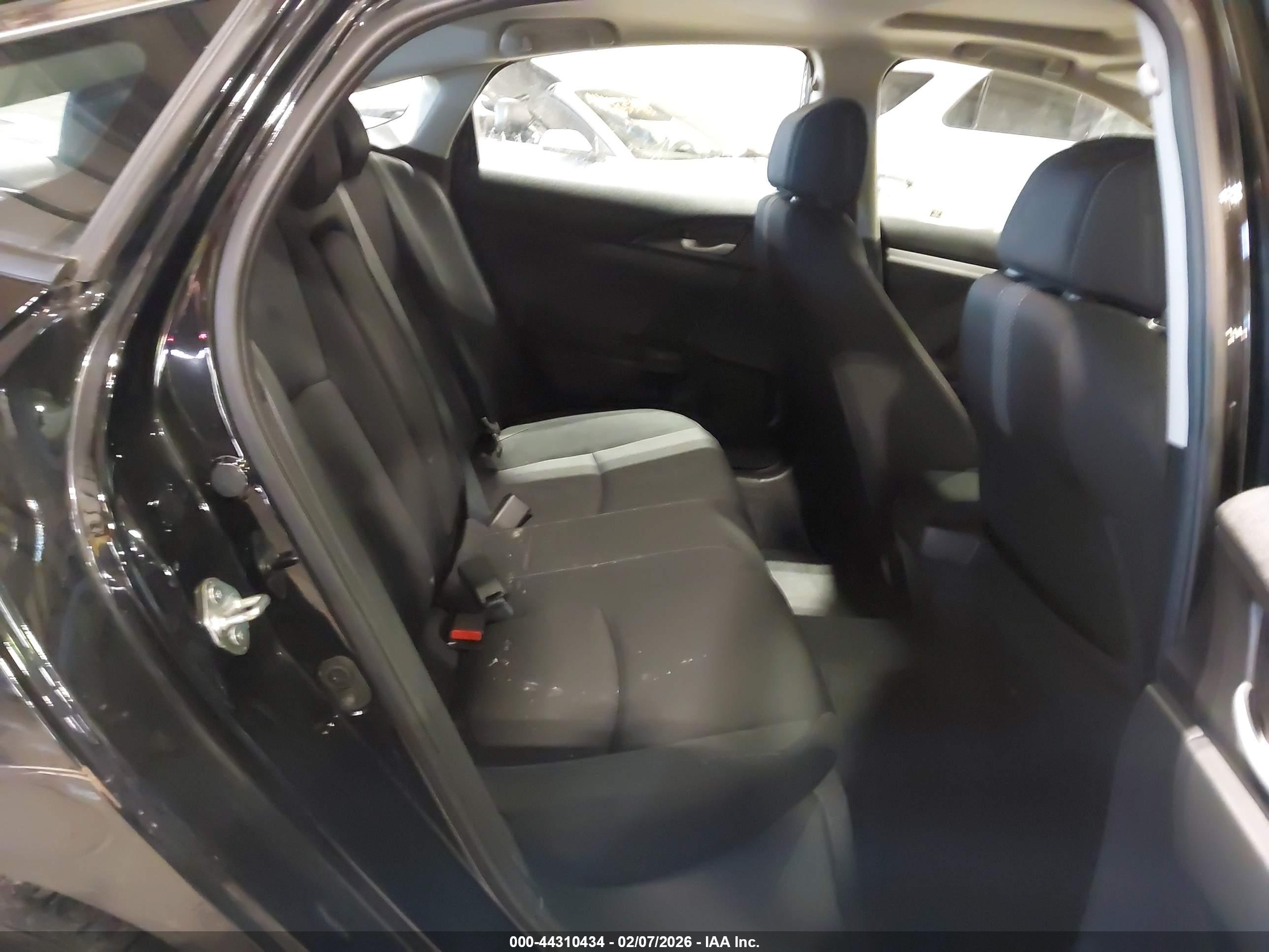 HONDA CIVIC image 8