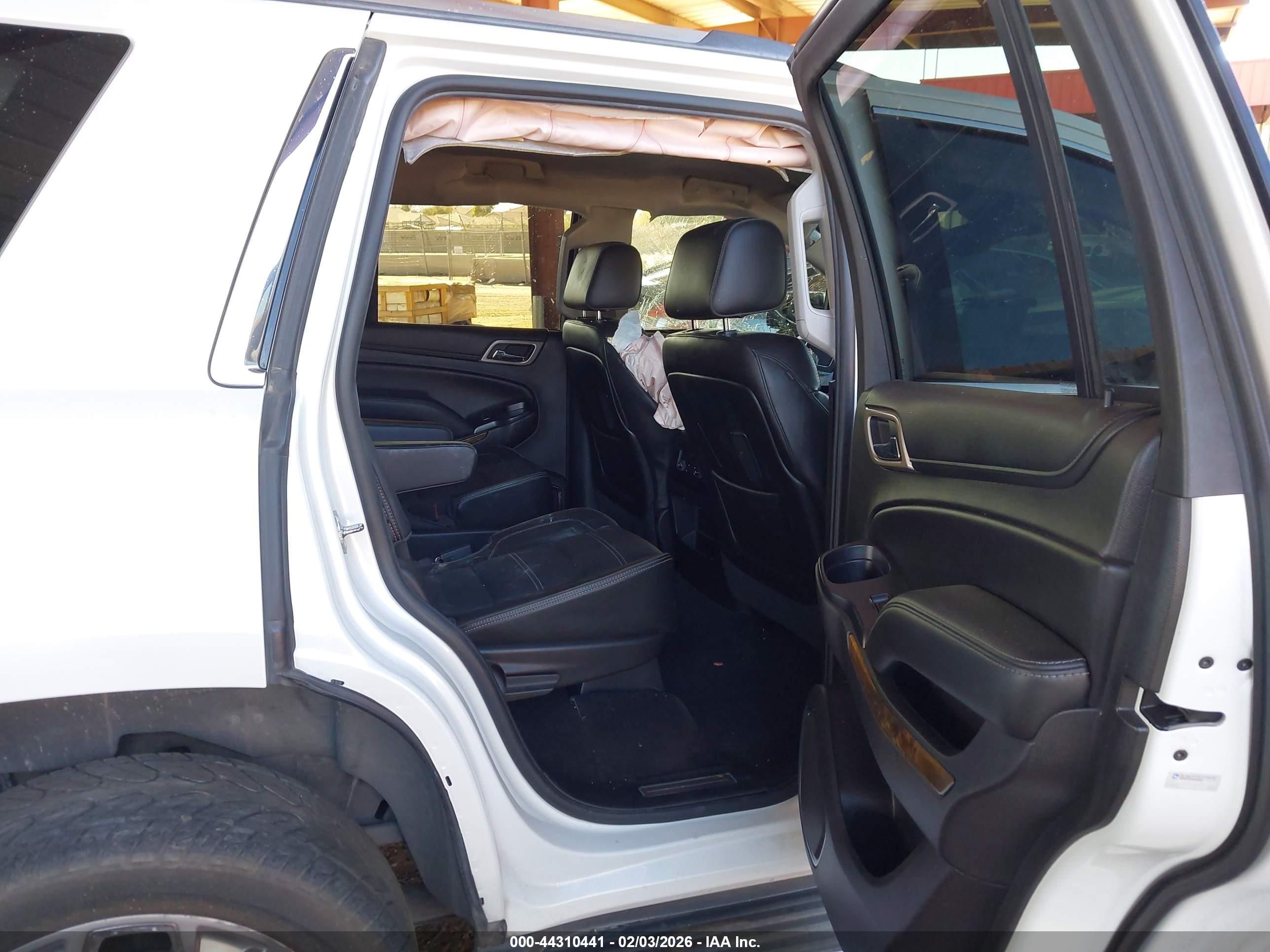 GMC YUKON image 8