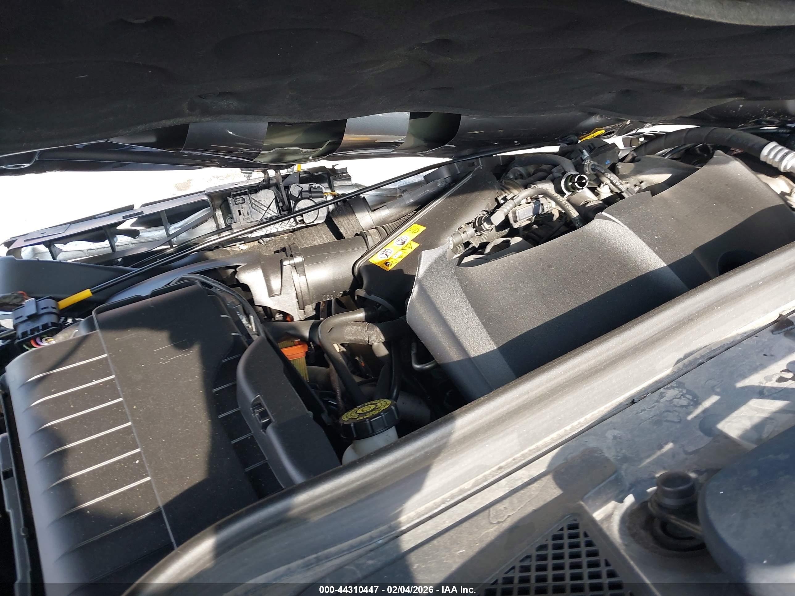 MERCEDES-BENZ CLA image 10