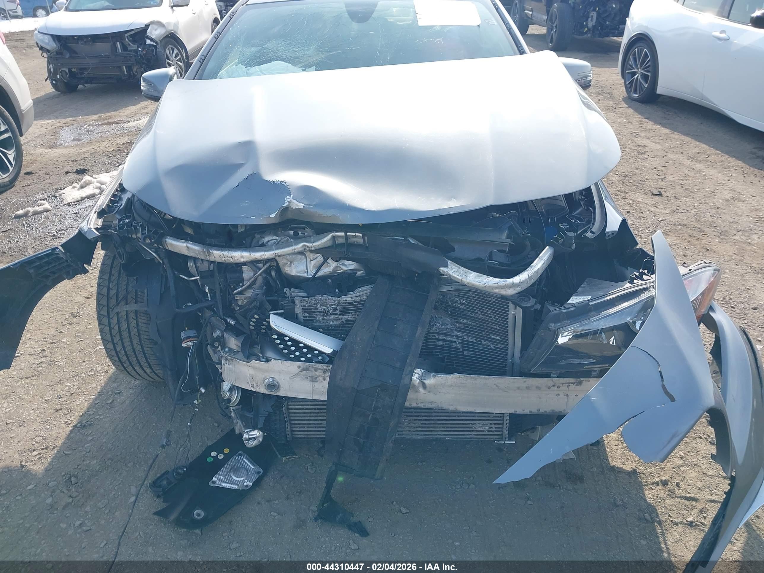 MERCEDES-BENZ CLA image 6