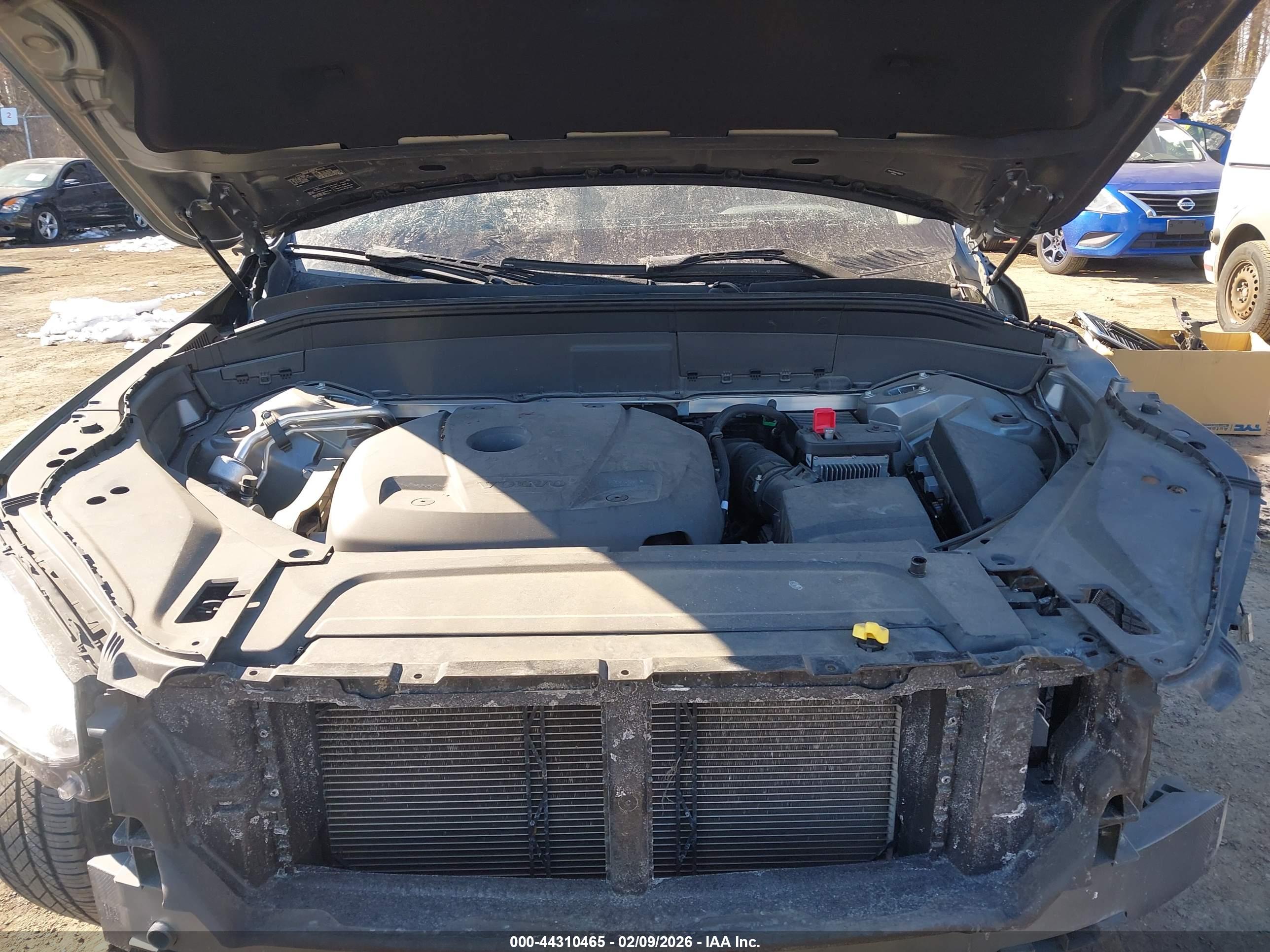 VOLVO XC90 image 10