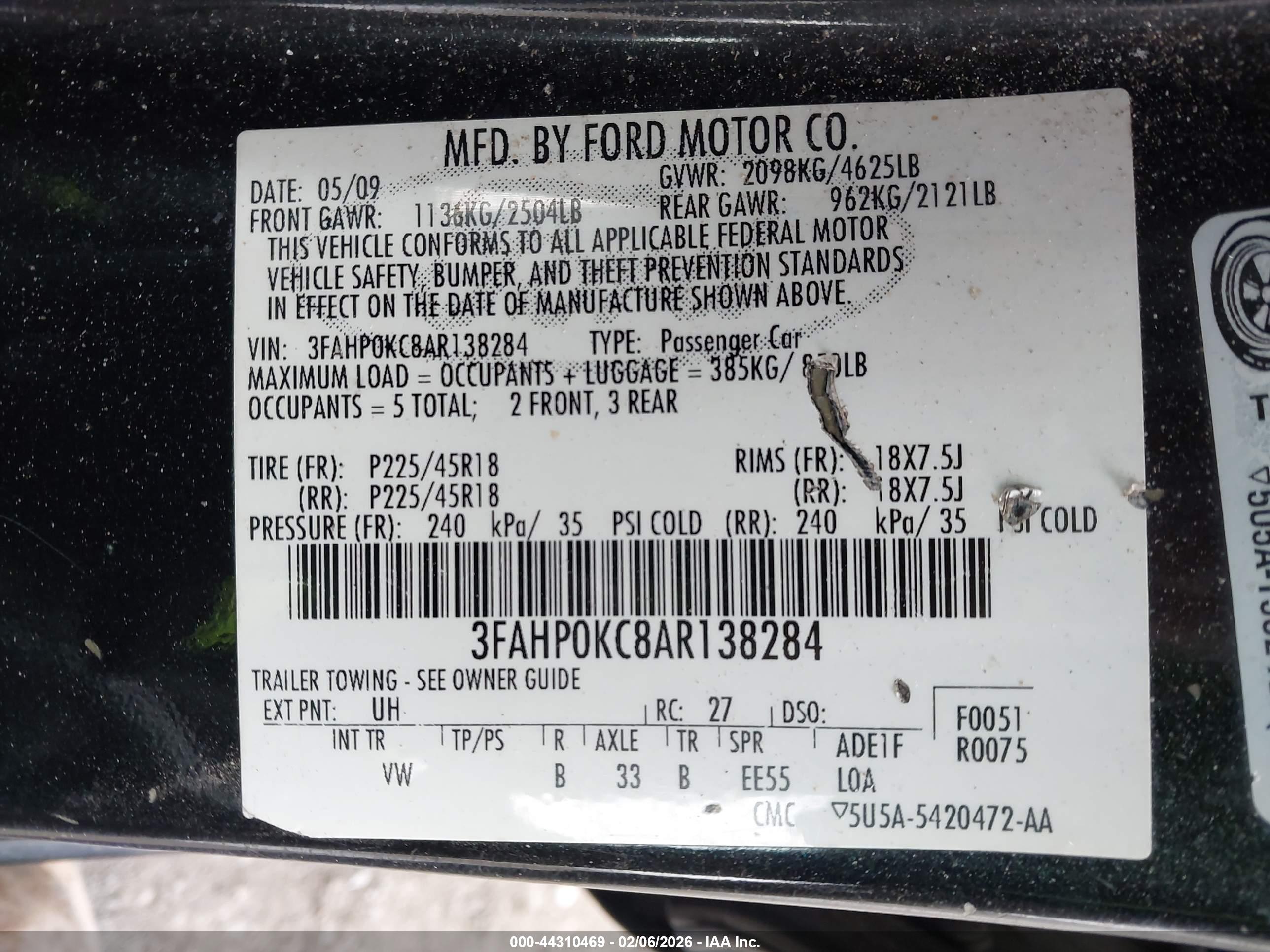 FORD FUSION image 9