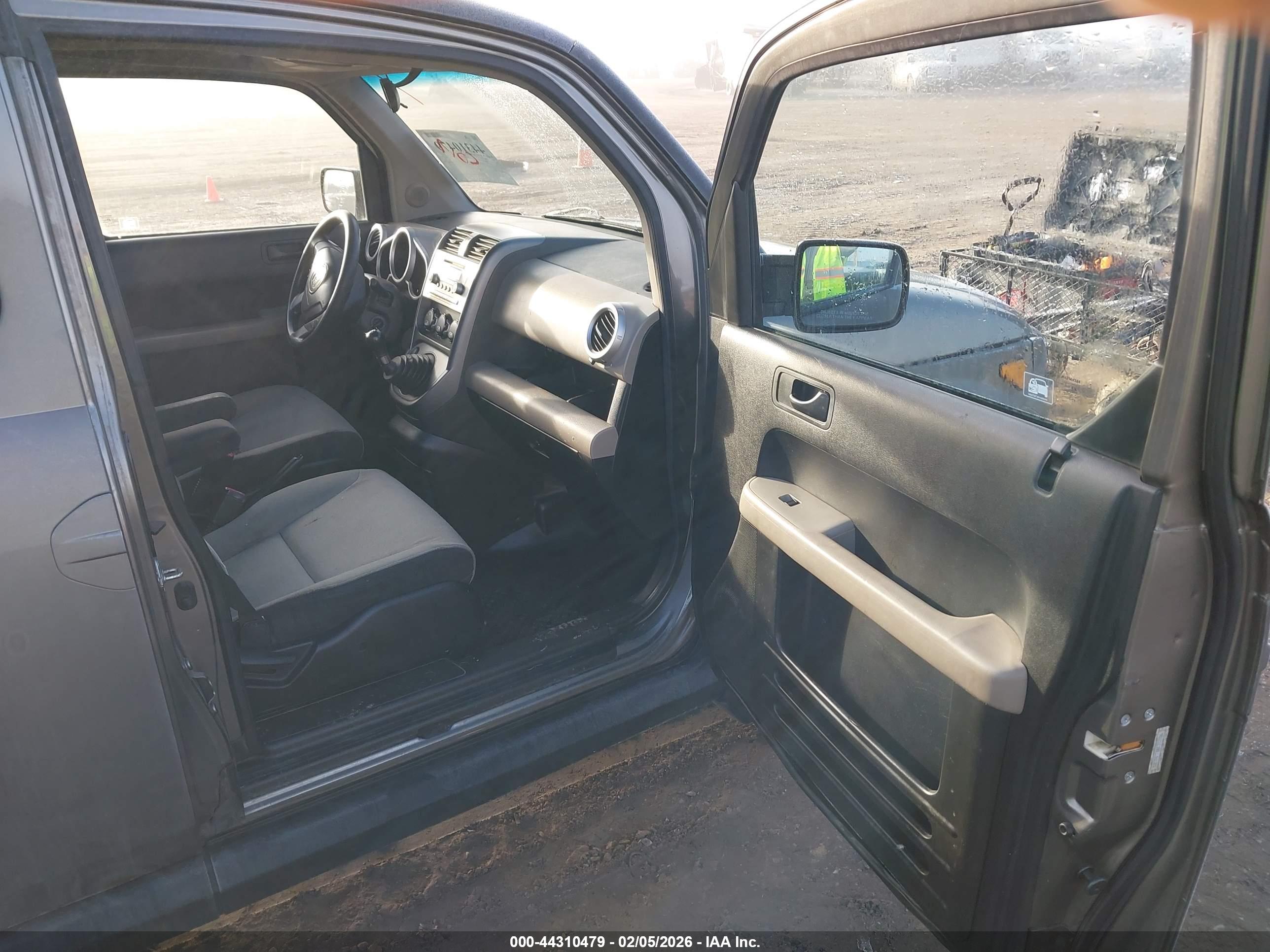 HONDA ELEMENT image 5