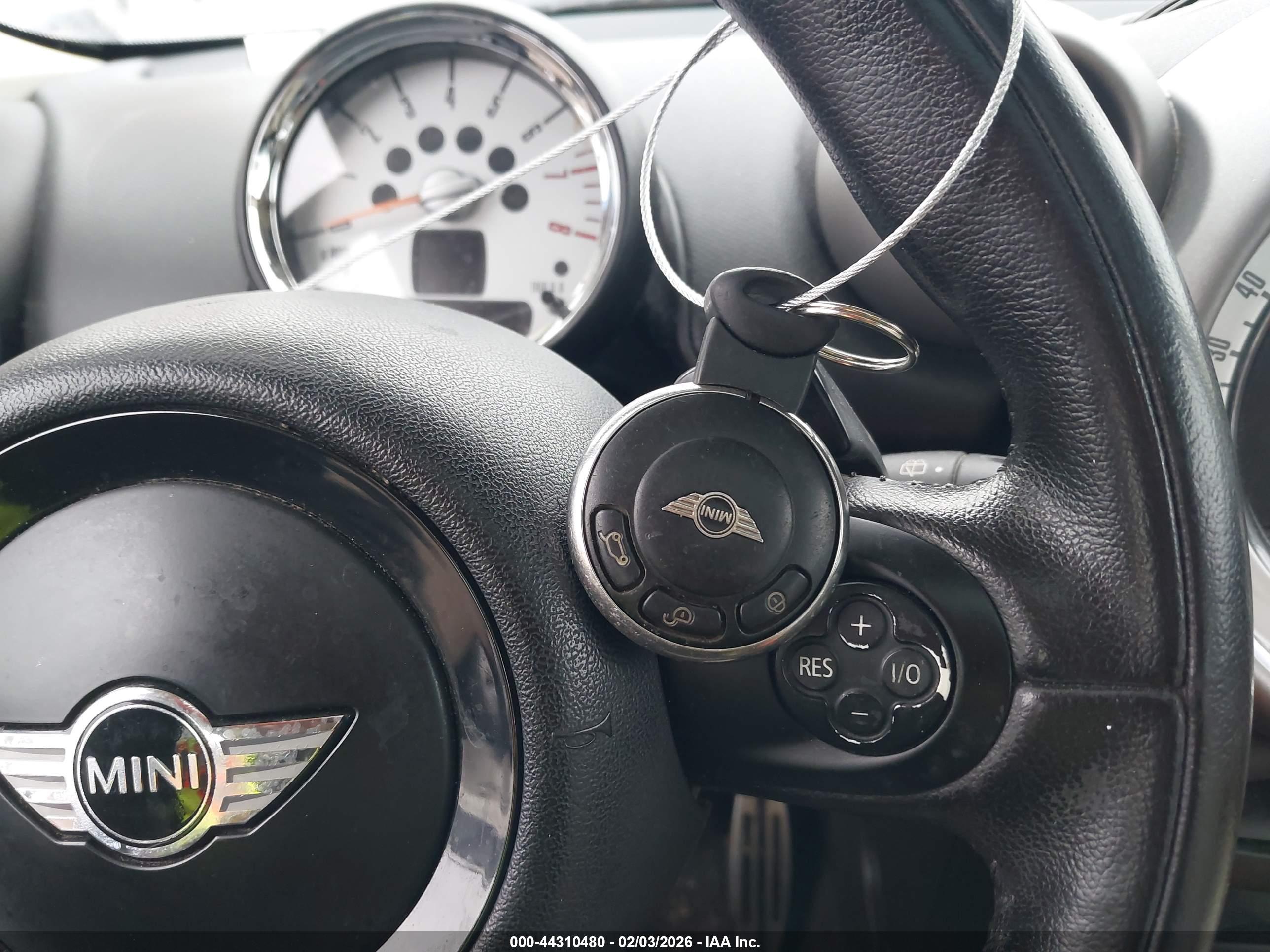 MINI COOPER image 11