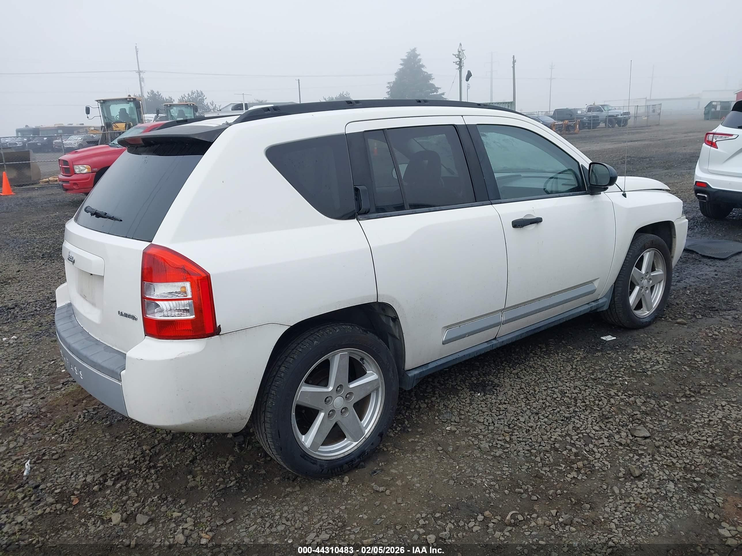 JEEP COMPASS image 4