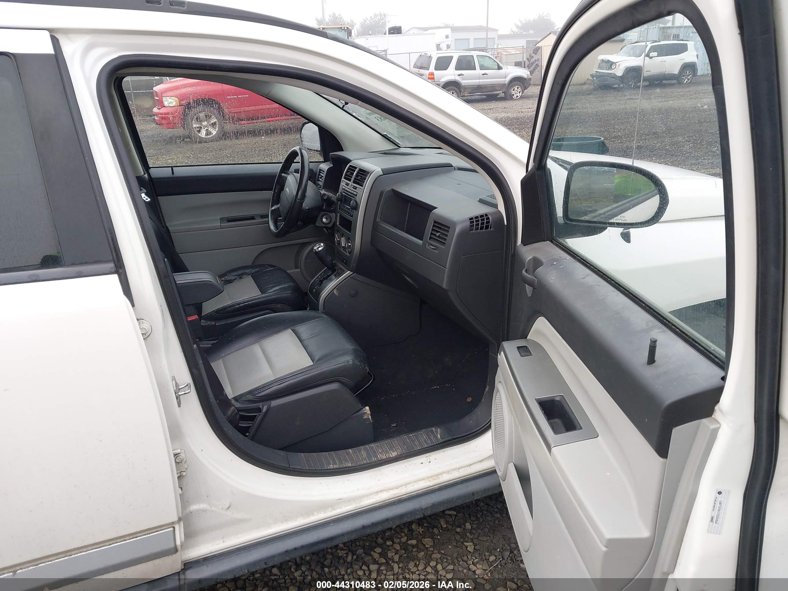 JEEP COMPASS image 5