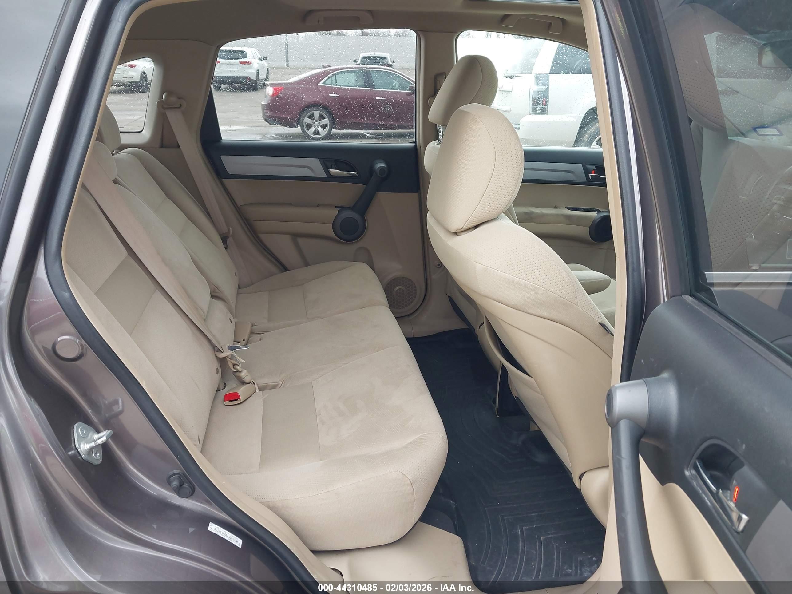 HONDA CR-V image 8