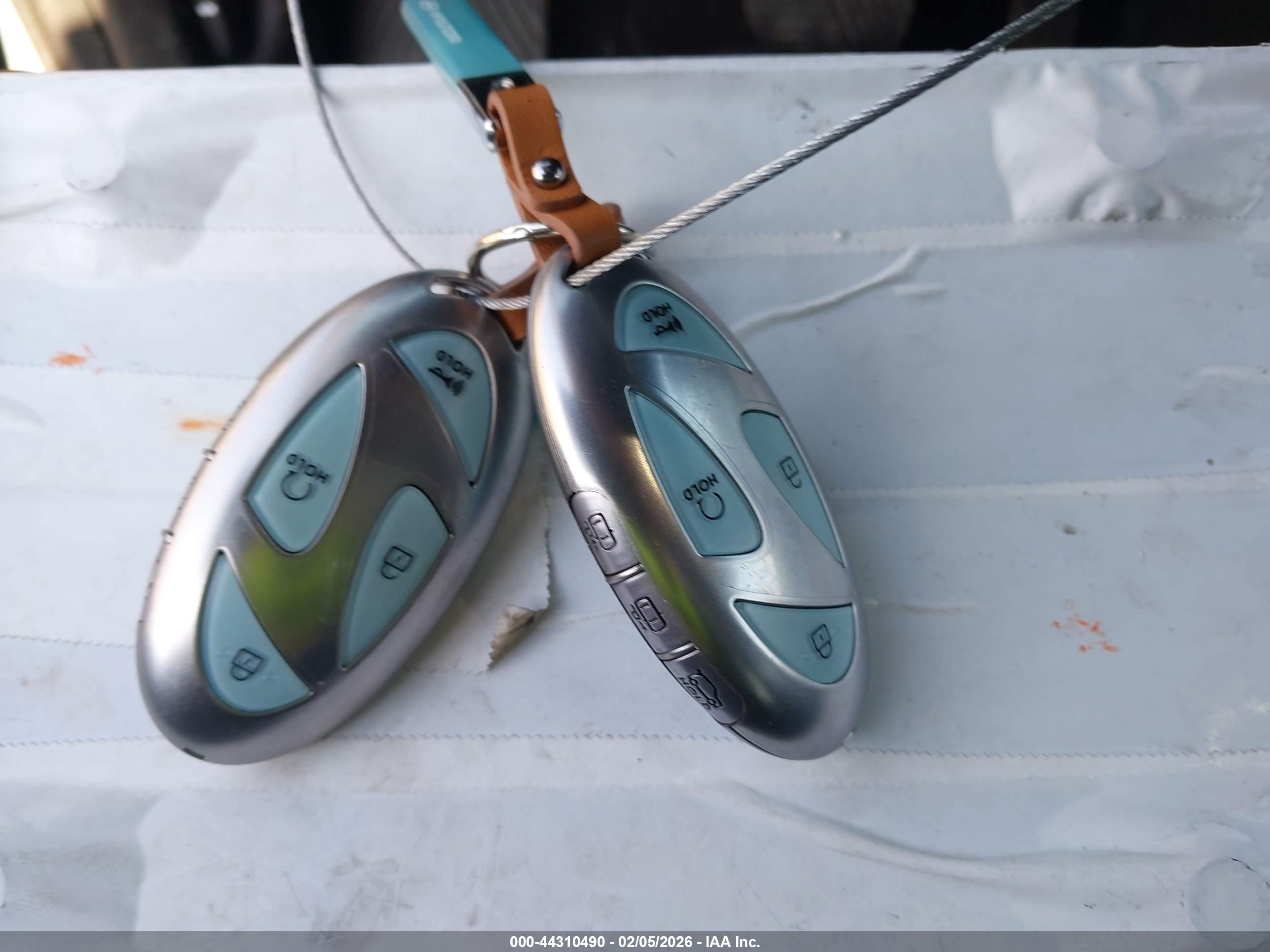 HYUNDAI IONIQ image 11