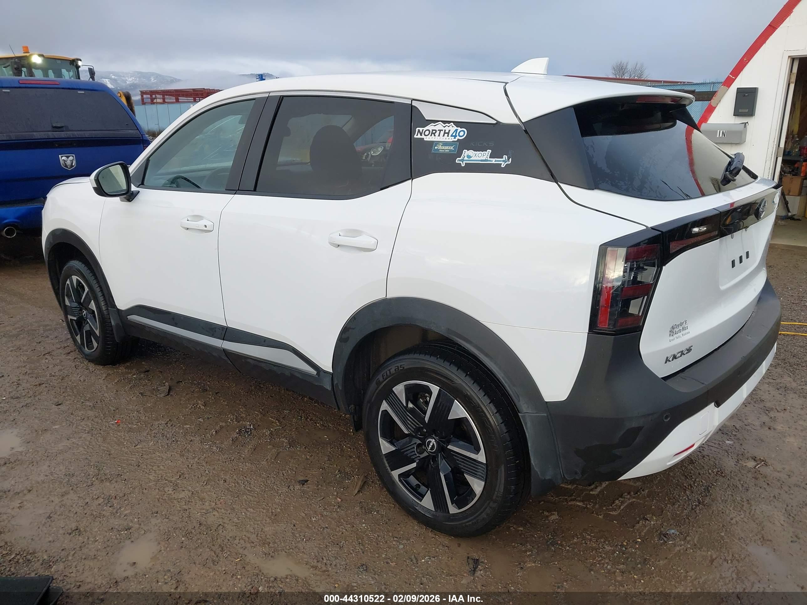 NISSAN KICKS image 3