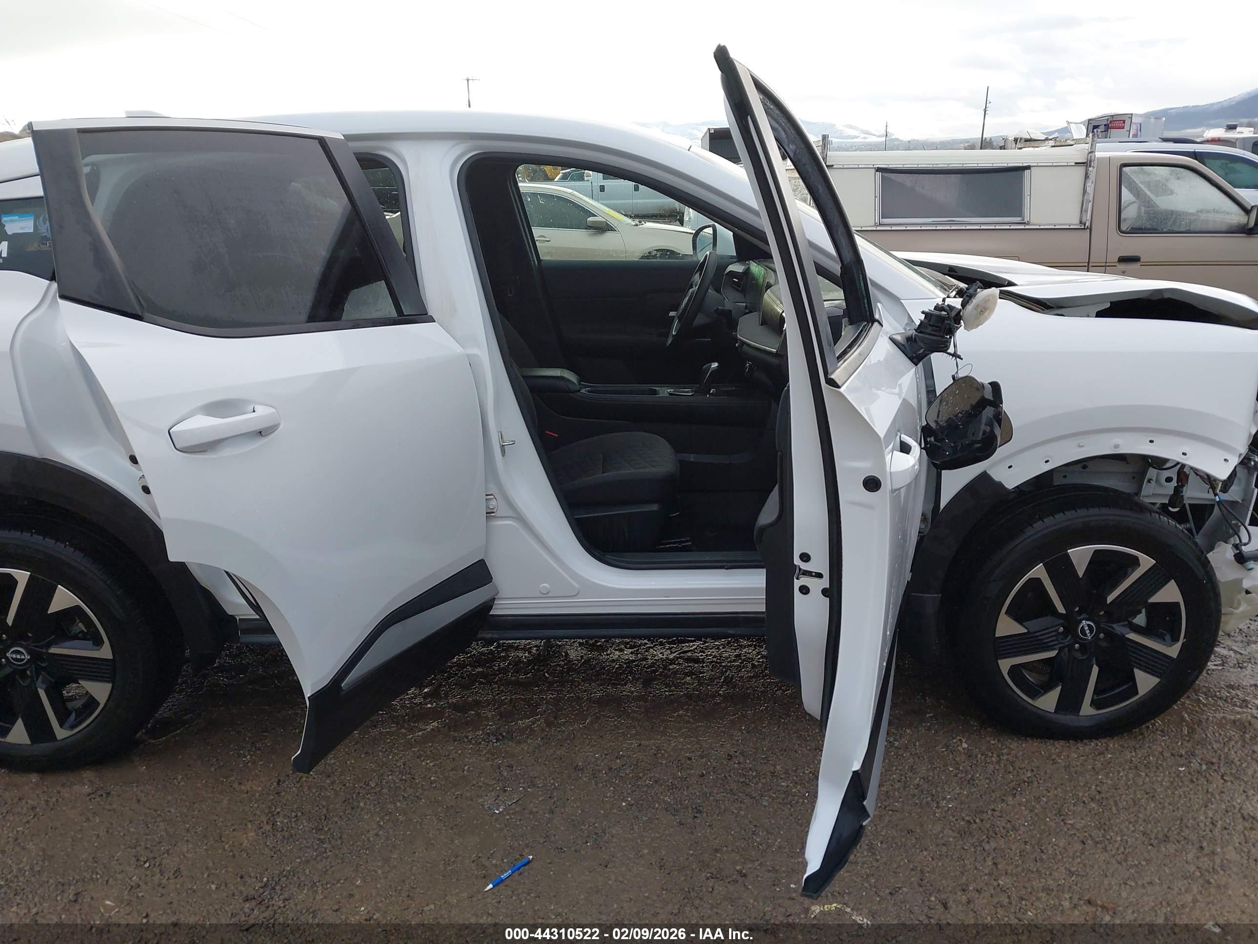 NISSAN KICKS image 5