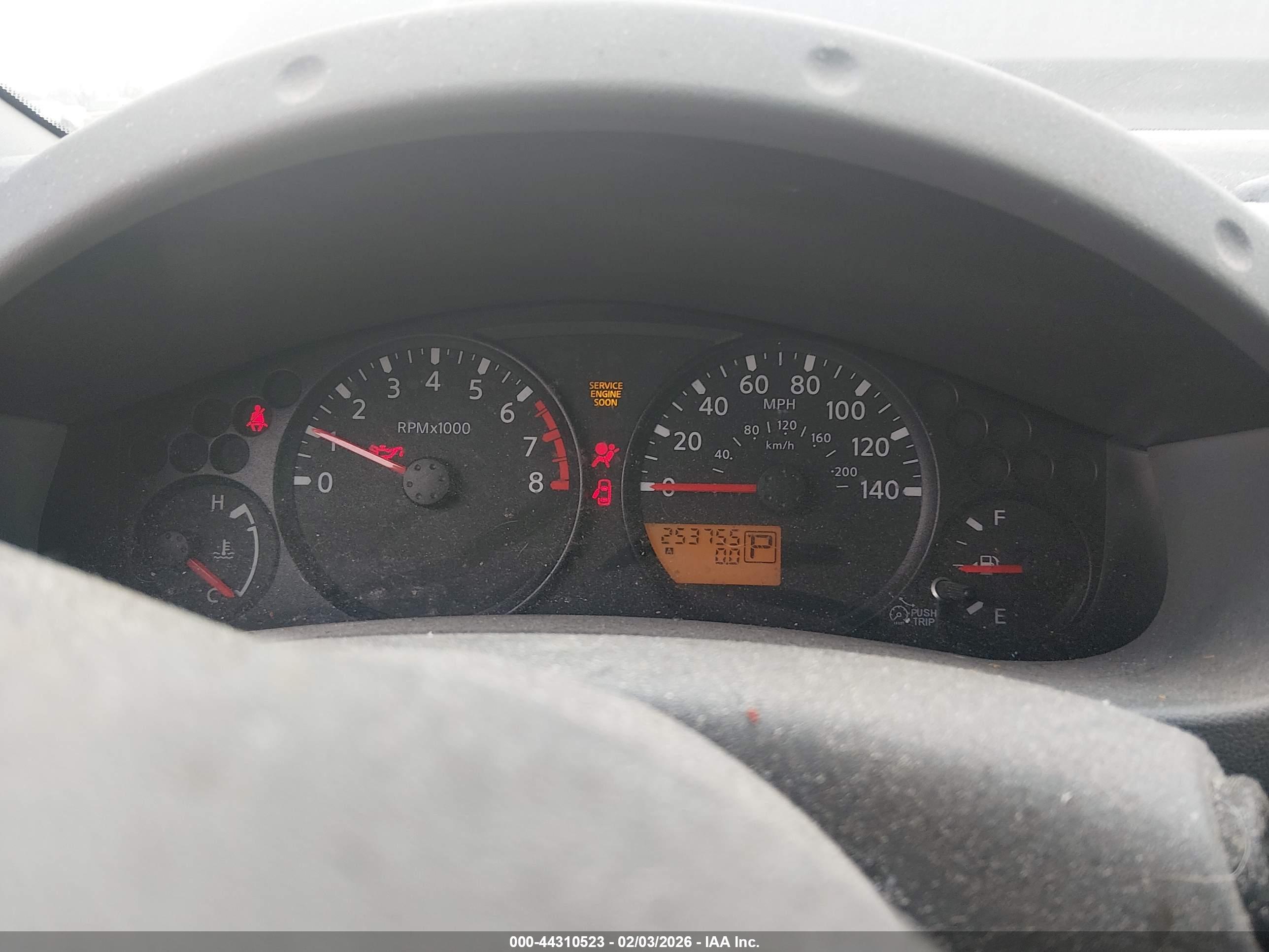 NISSAN FRONTIER image 7