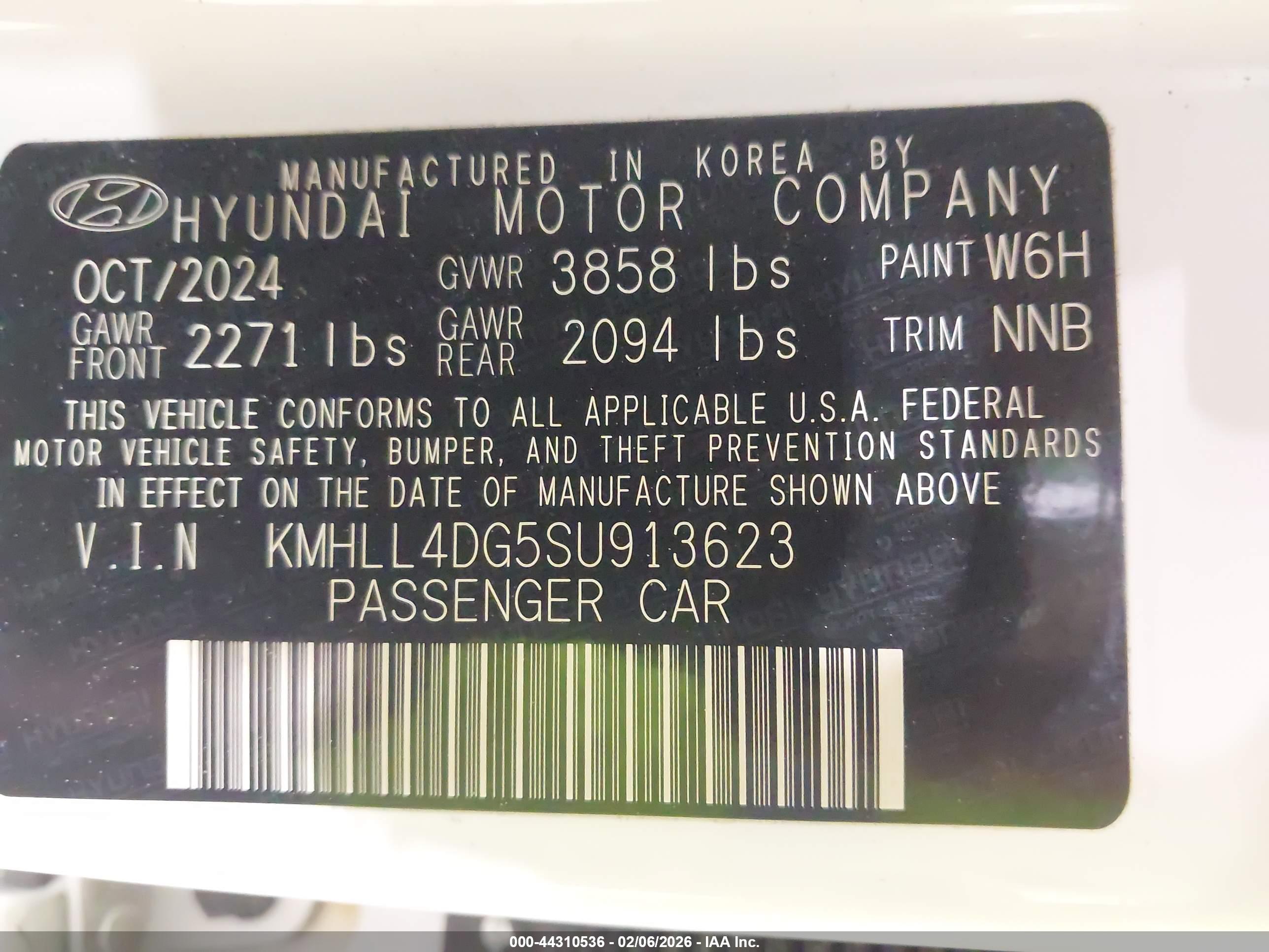 HYUNDAI ELANTRA image 9