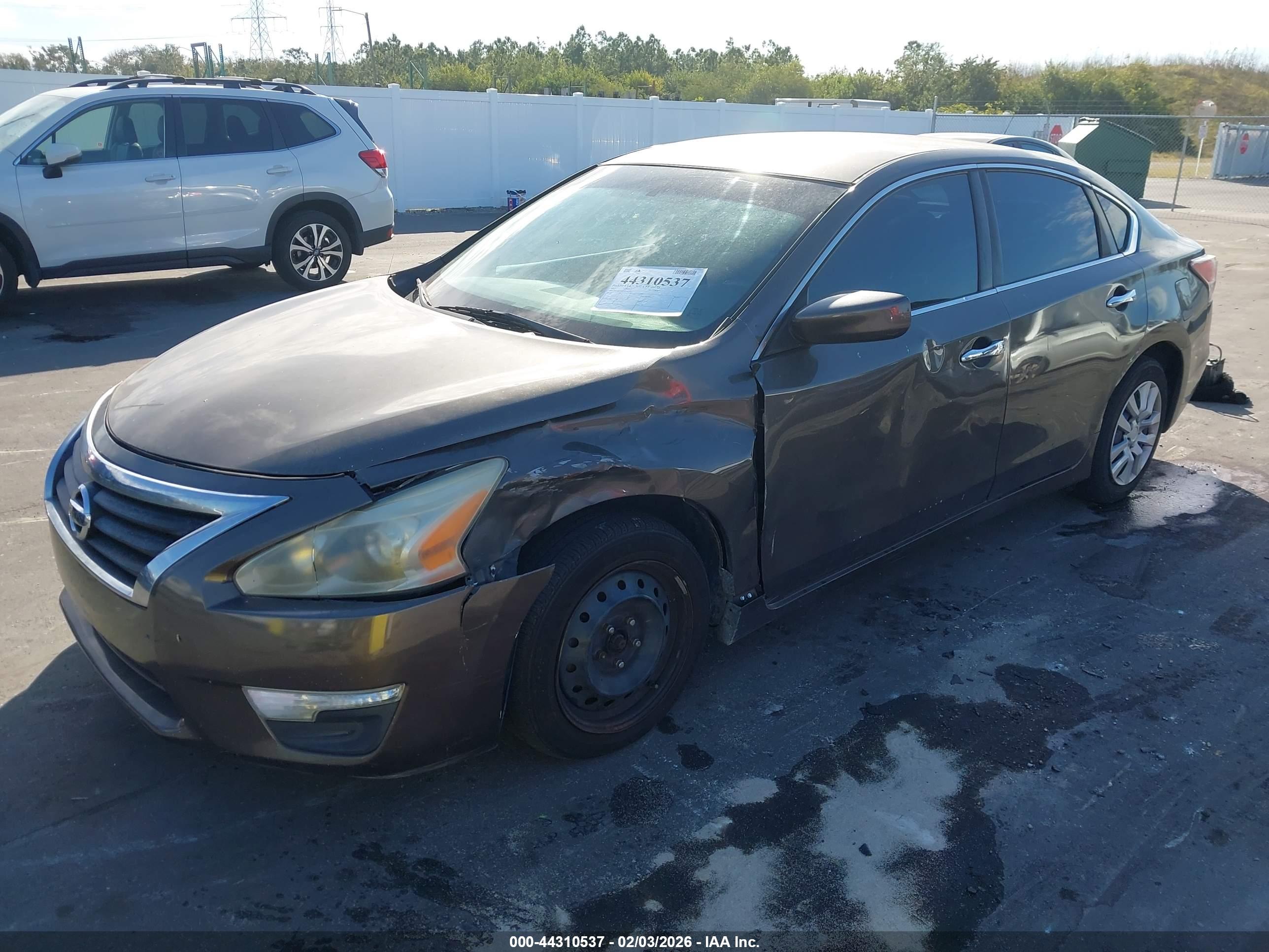 NISSAN ALTIMA image 2