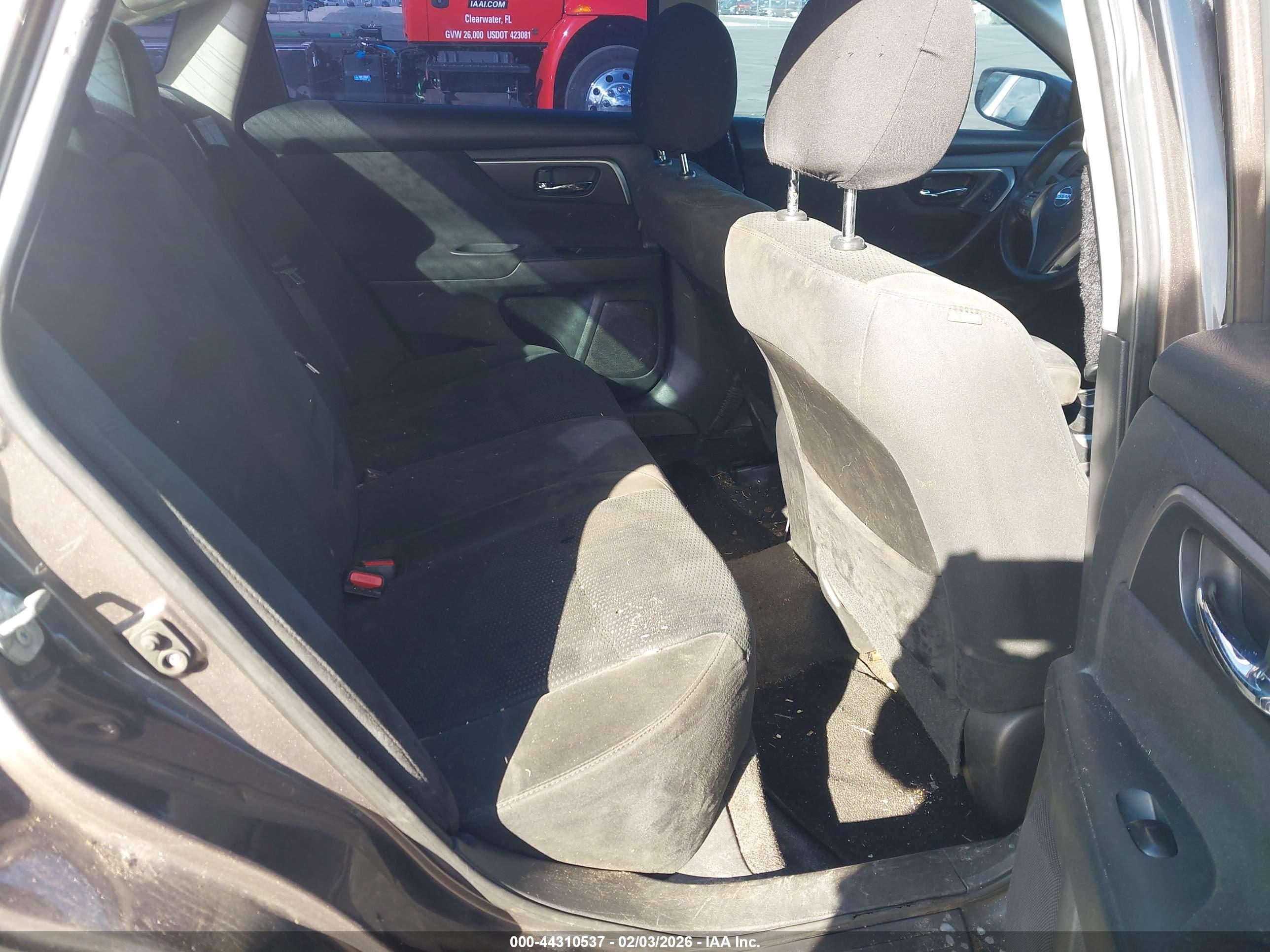 NISSAN ALTIMA image 8