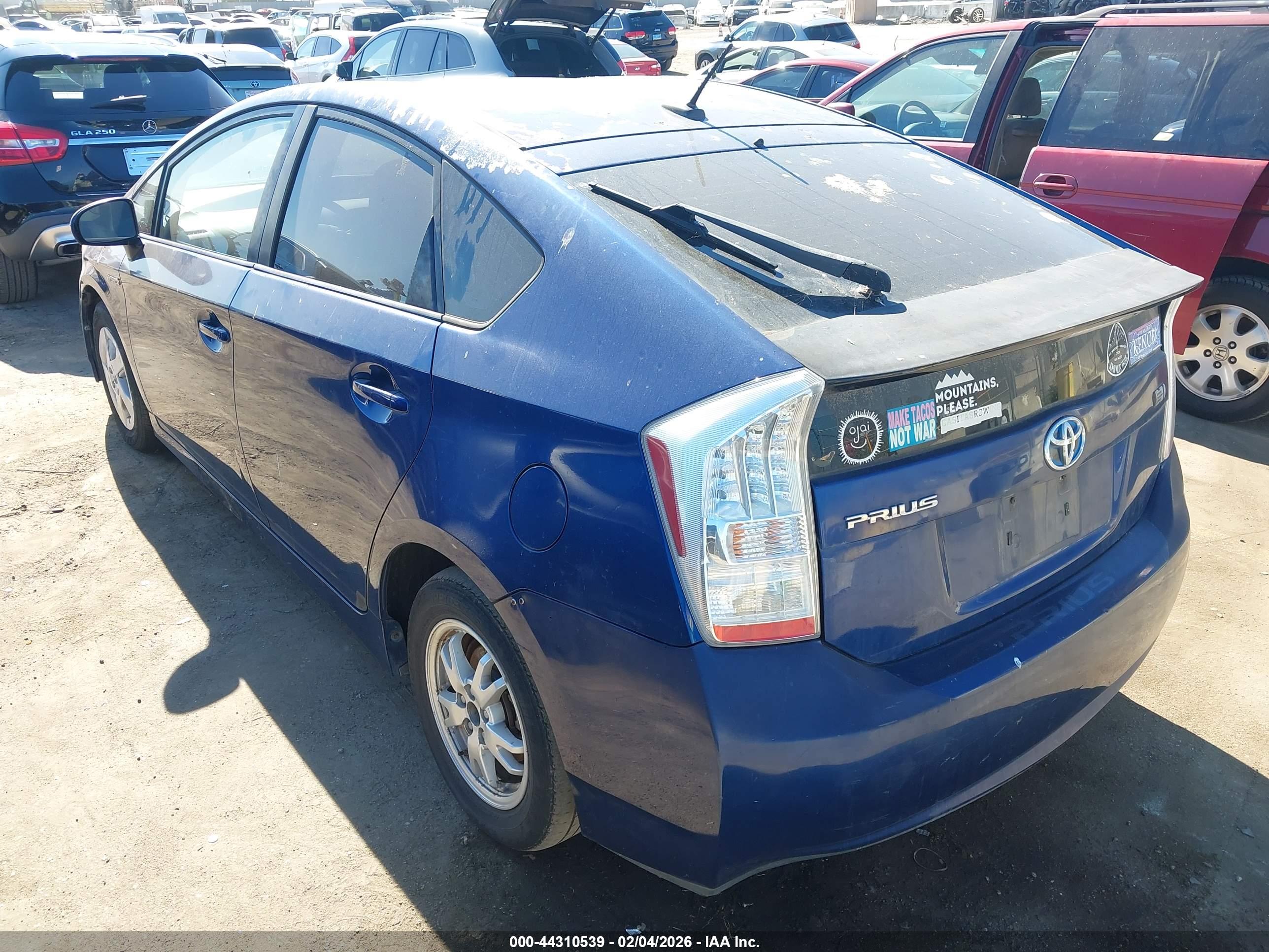 TOYOTA PRIUS image 3