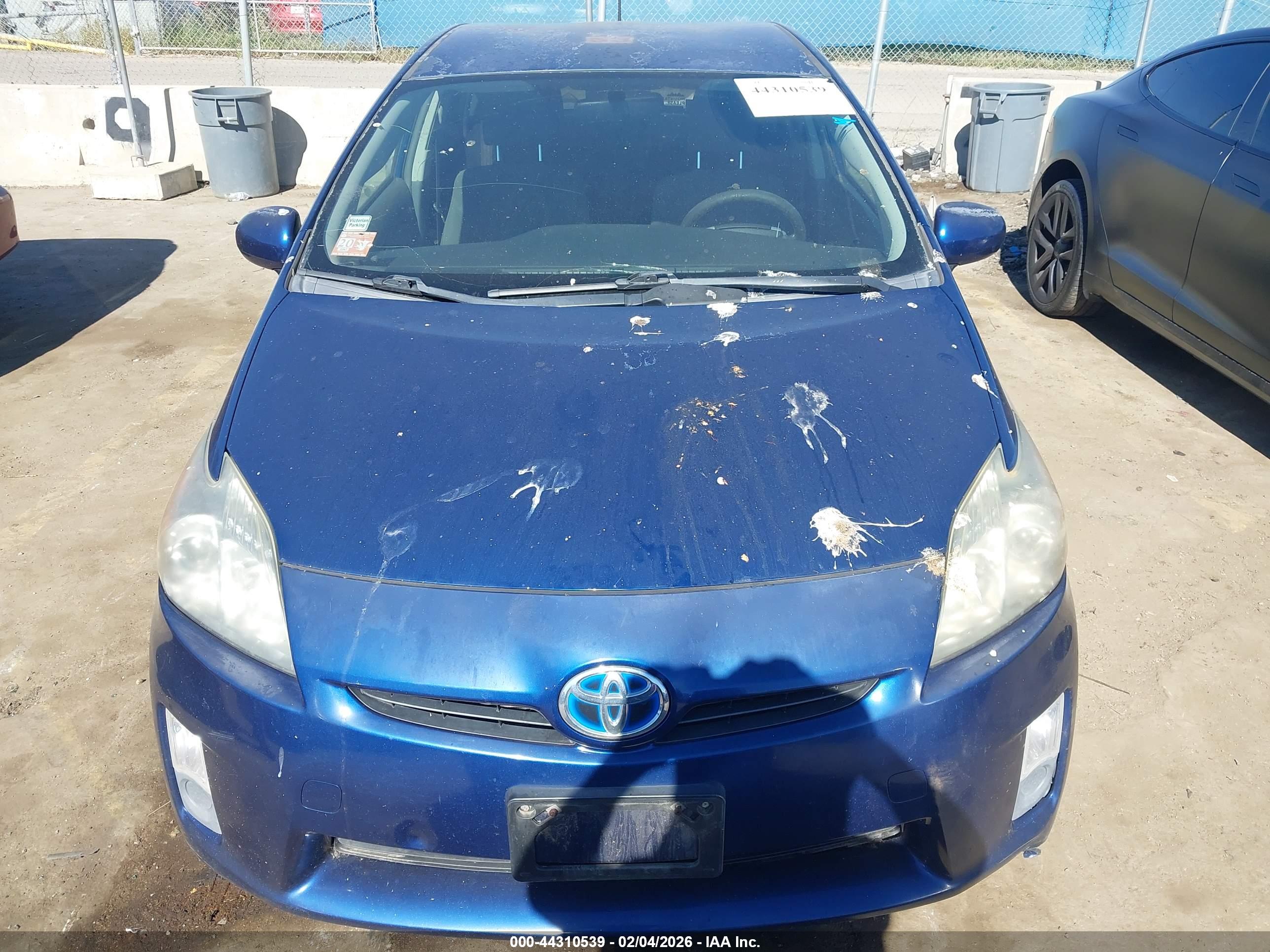 TOYOTA PRIUS image 6