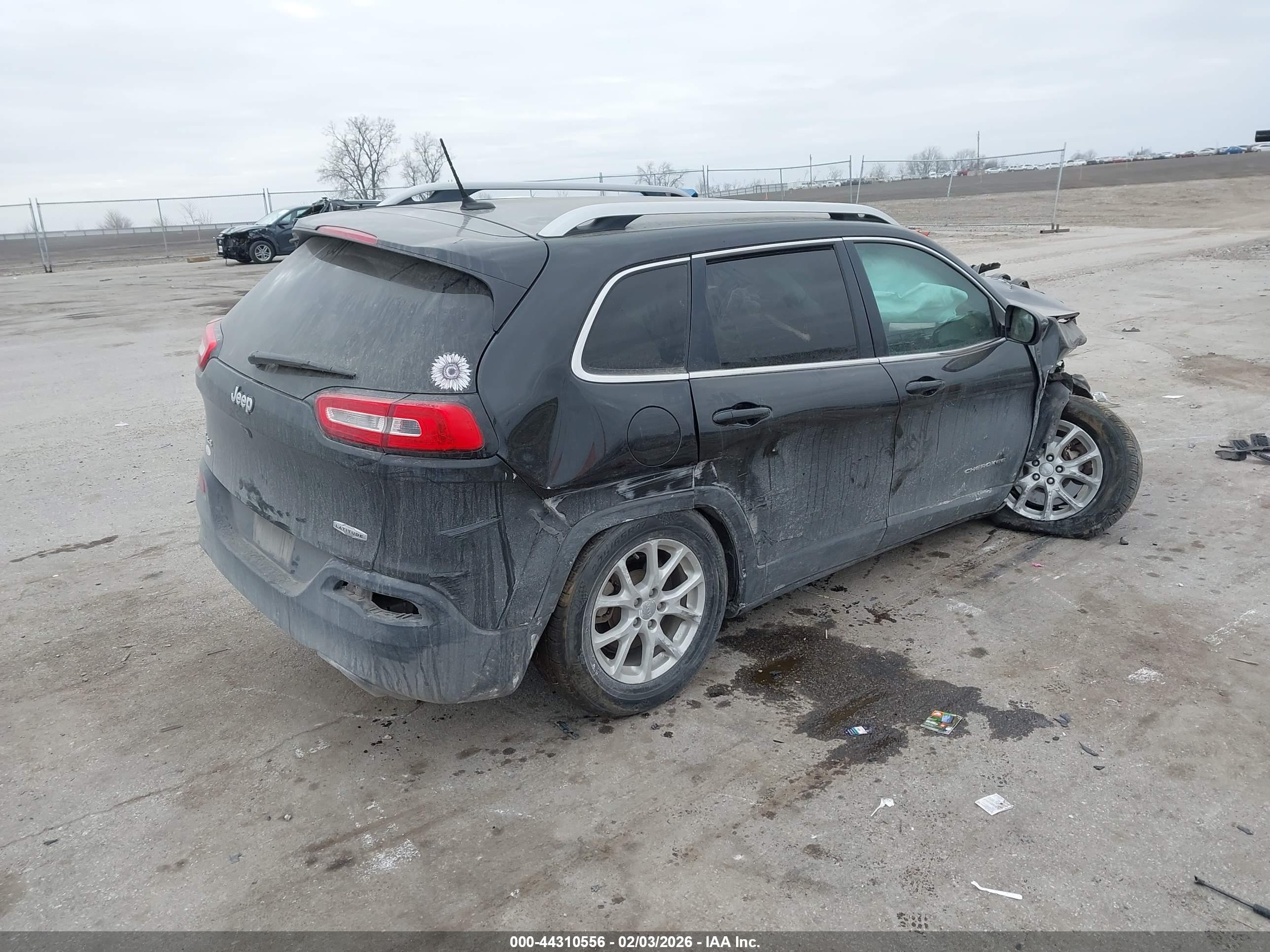 JEEP CHEROKEE image 4