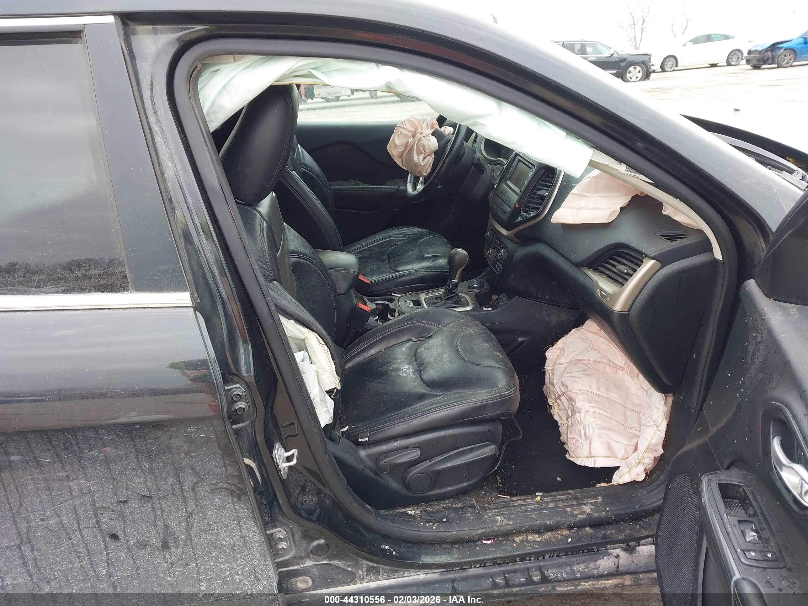 JEEP CHEROKEE image 5