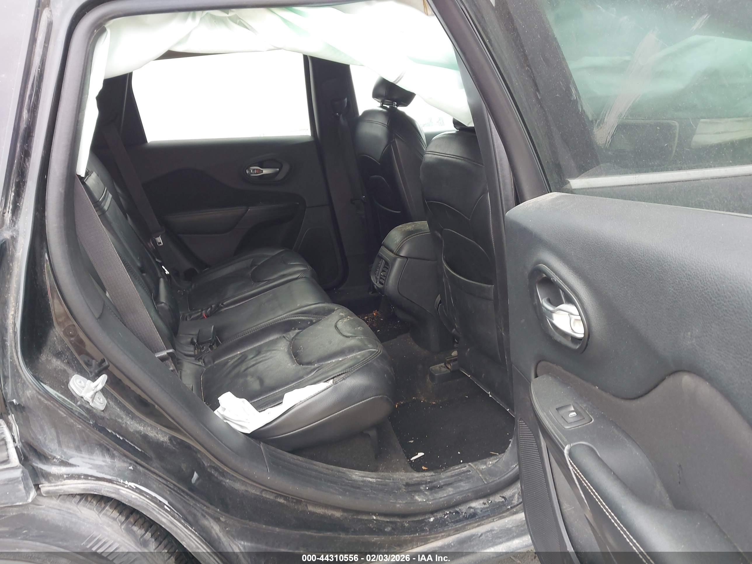 JEEP CHEROKEE image 8