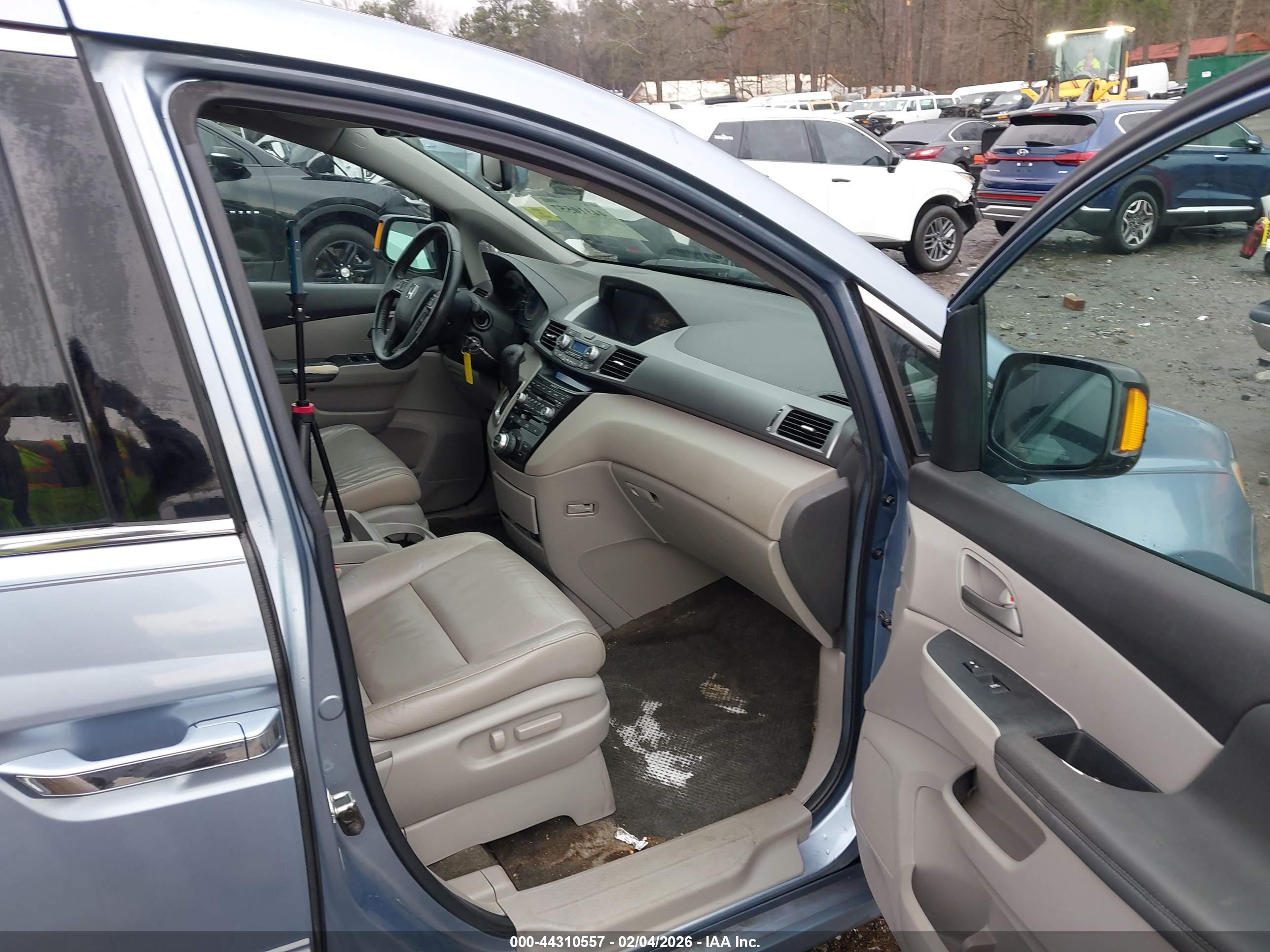 HONDA ODYSSEY image 5