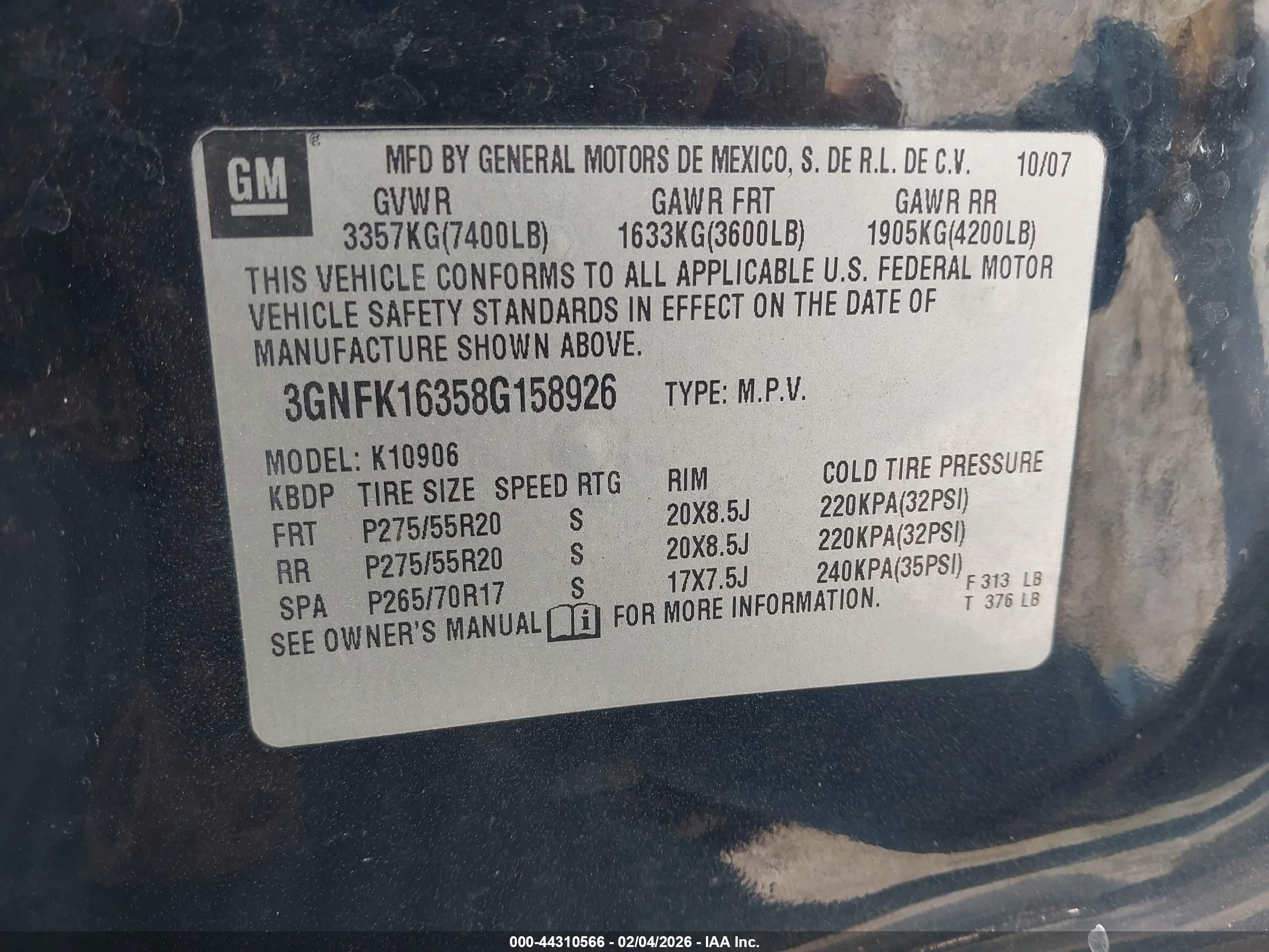 CHEVROLET SUBURBAN image 9