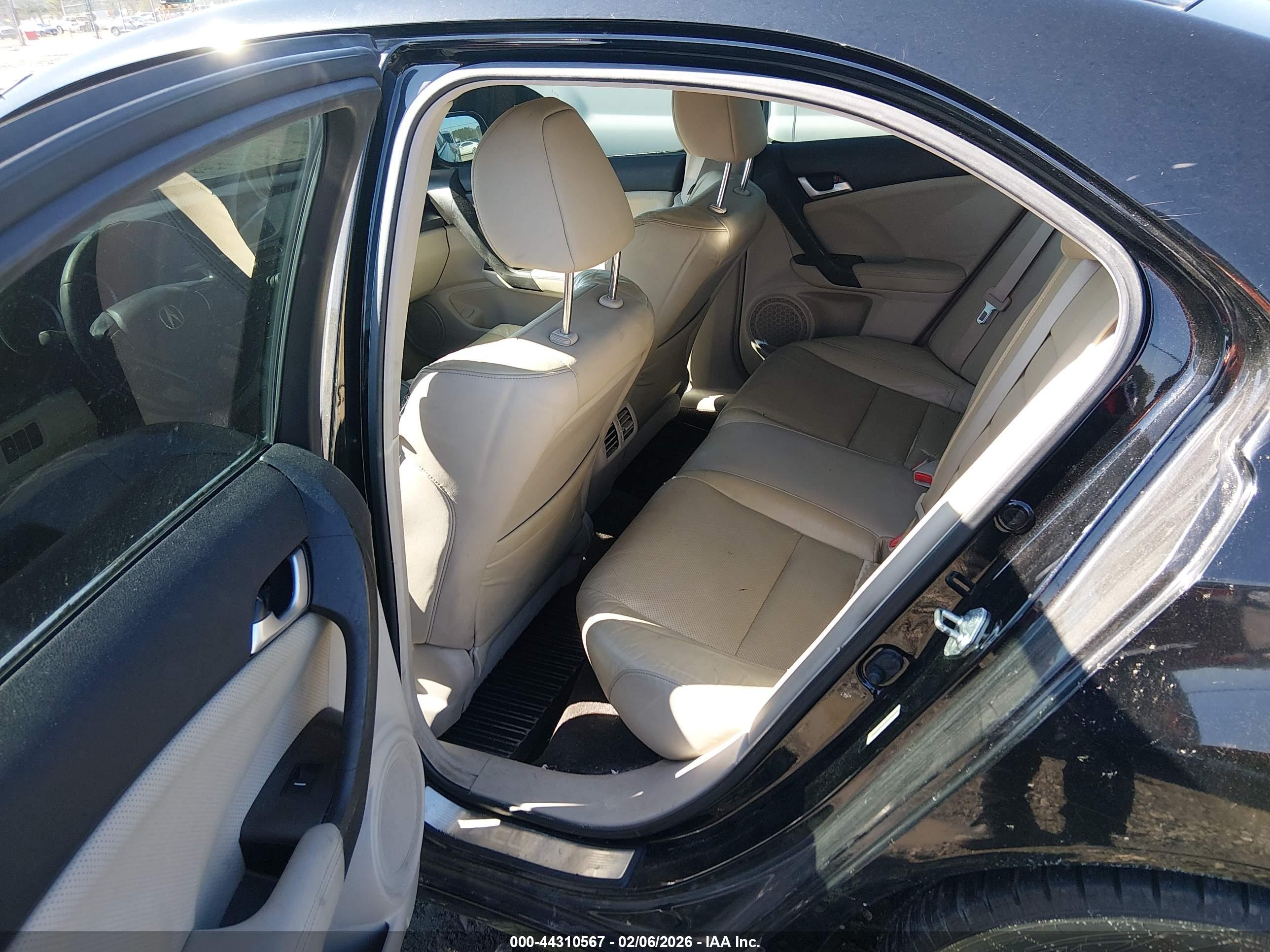 ACURA TSX image 8