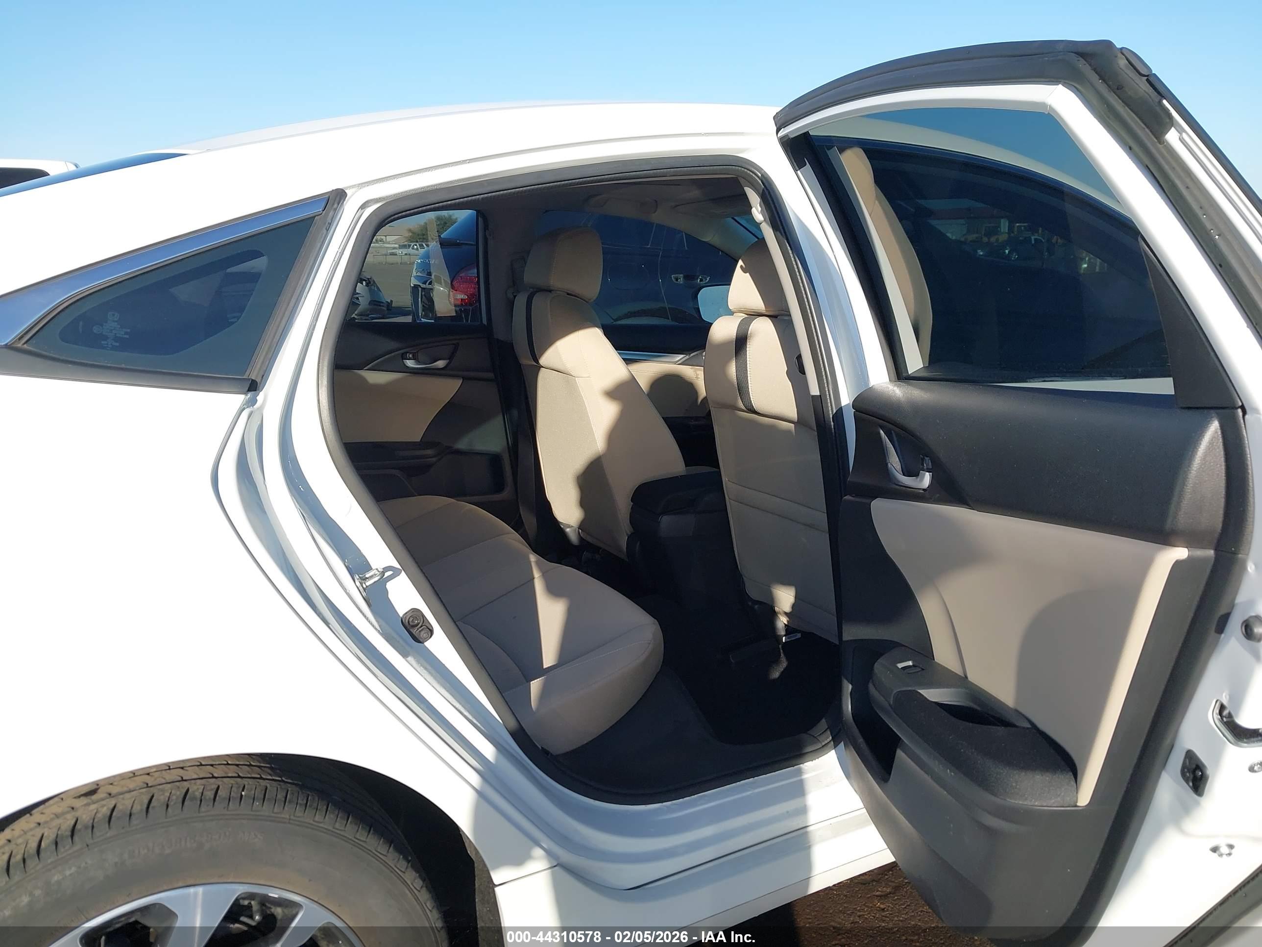 HONDA CIVIC image 8