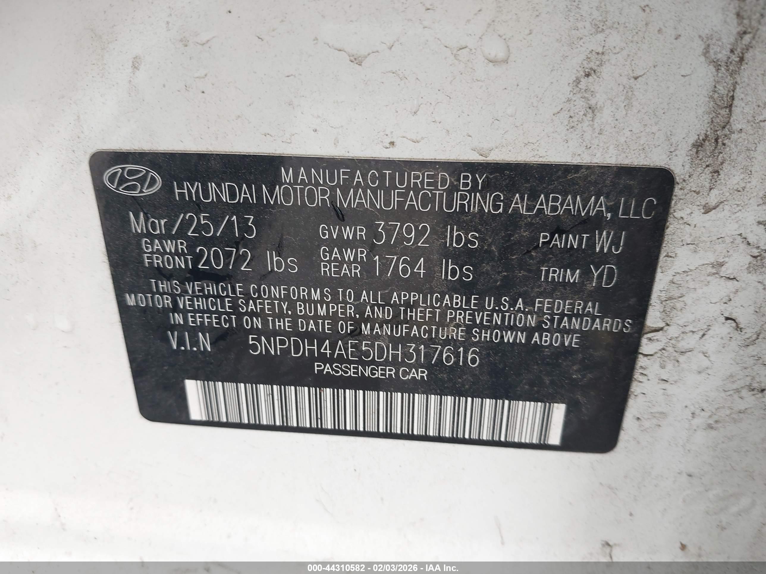 HYUNDAI ELANTRA image 9