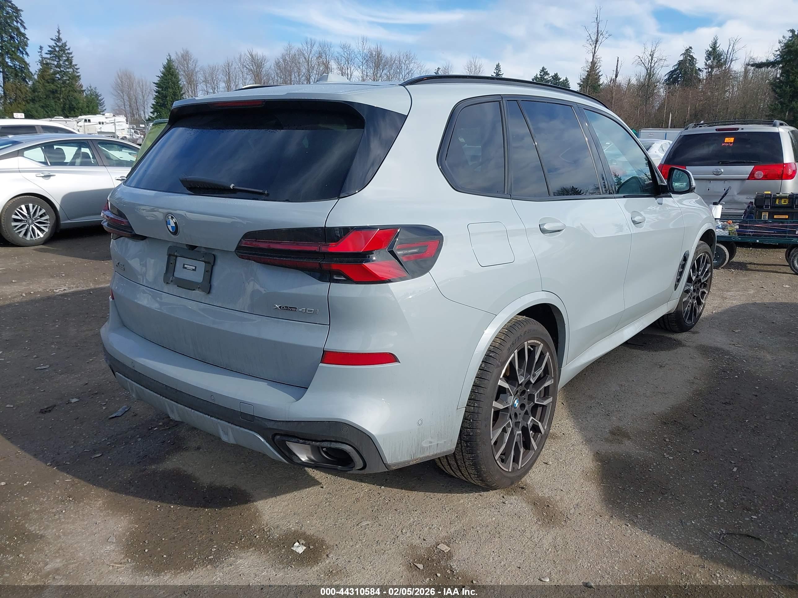 BMW X5 image 4