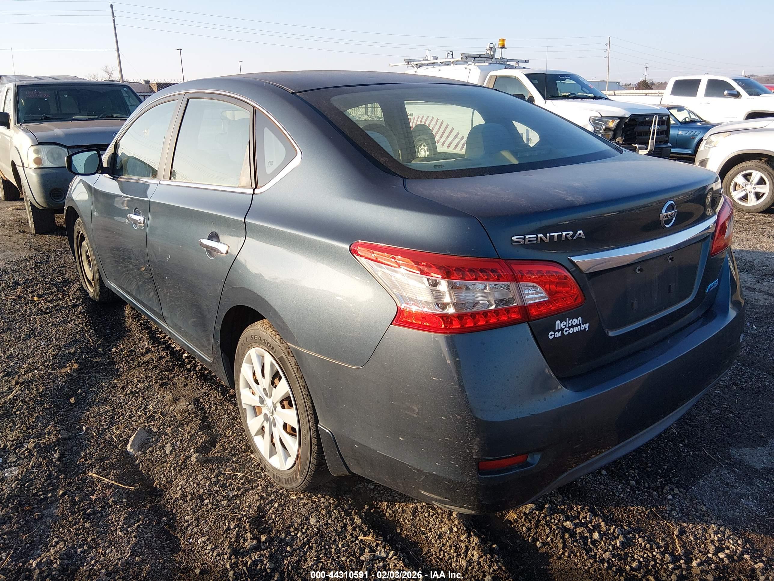 NISSAN SENTRA image 3