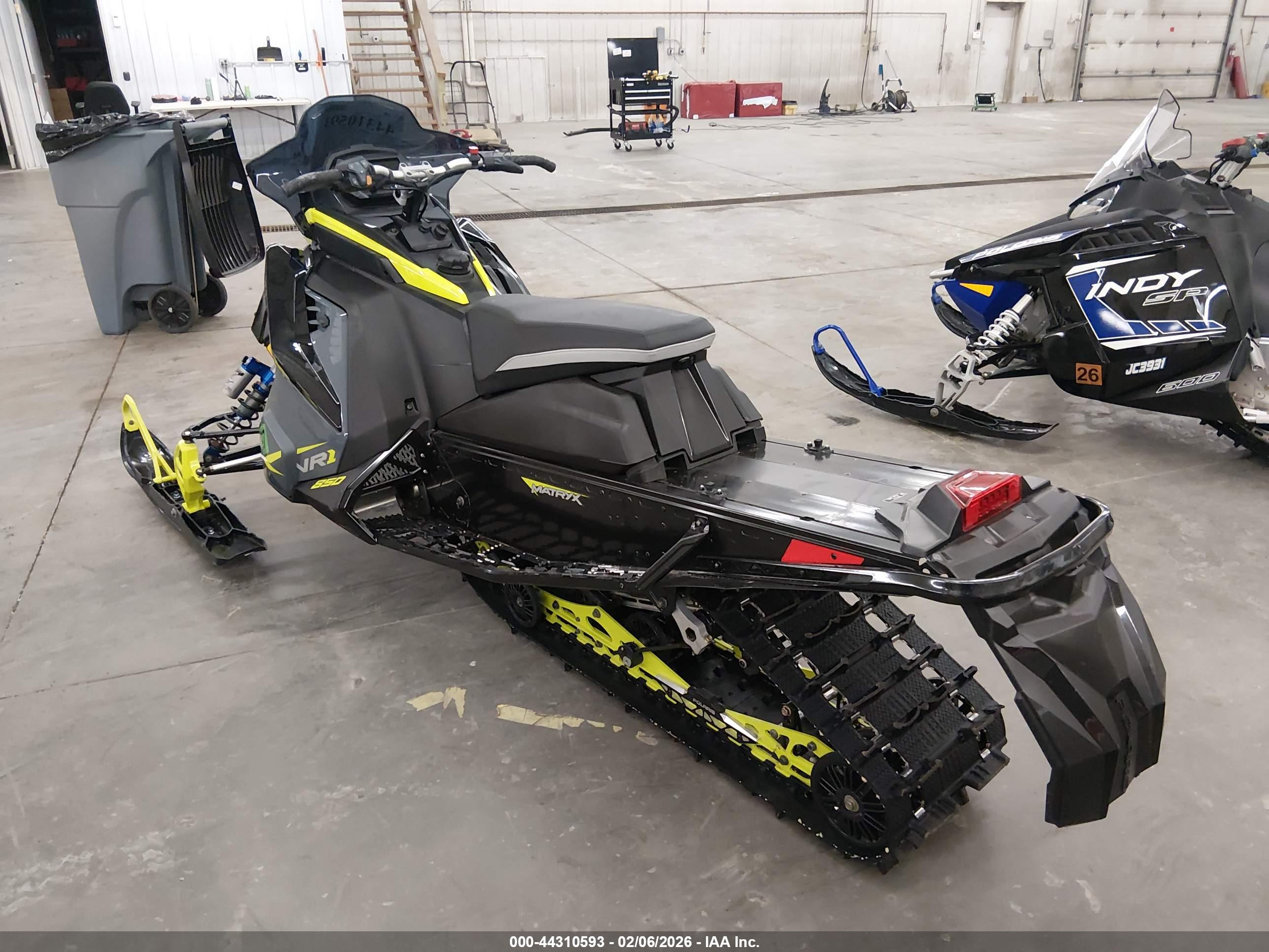 POLARIS INDY image 3