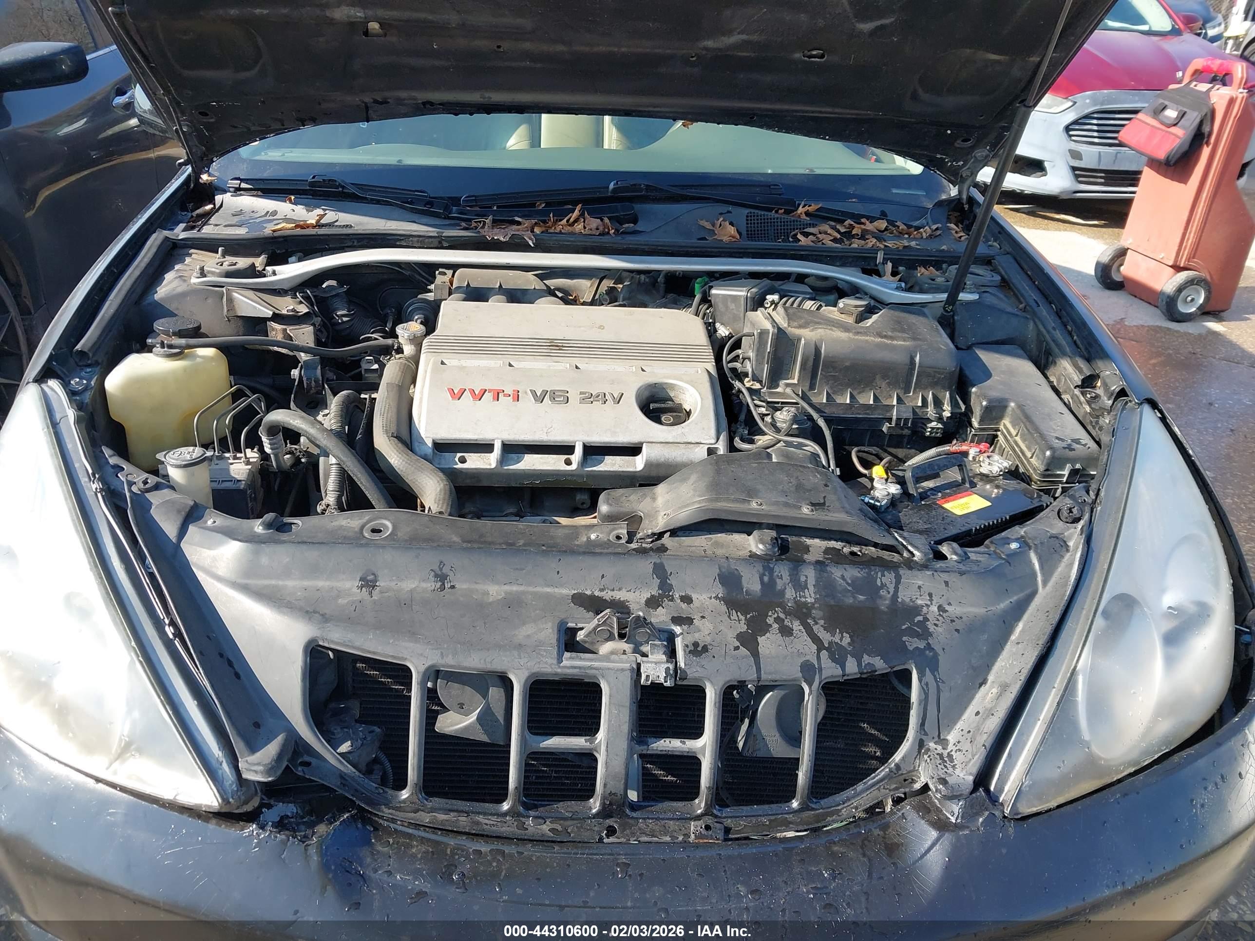 LEXUS ES image 10