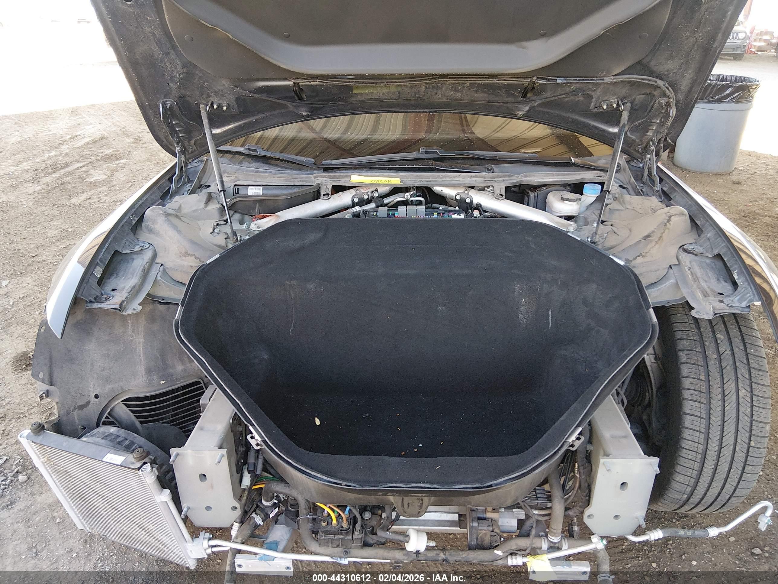 TESLA MODEL image 10
