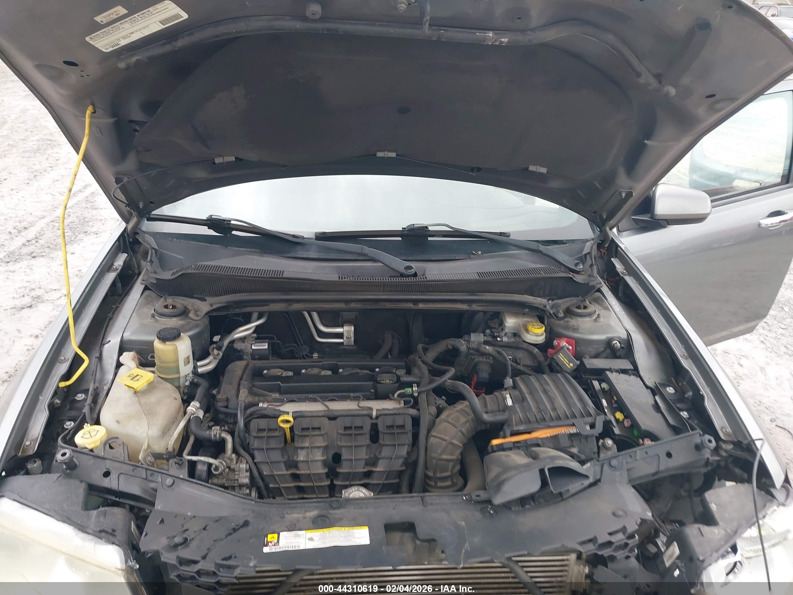 DODGE AVENGER image 10