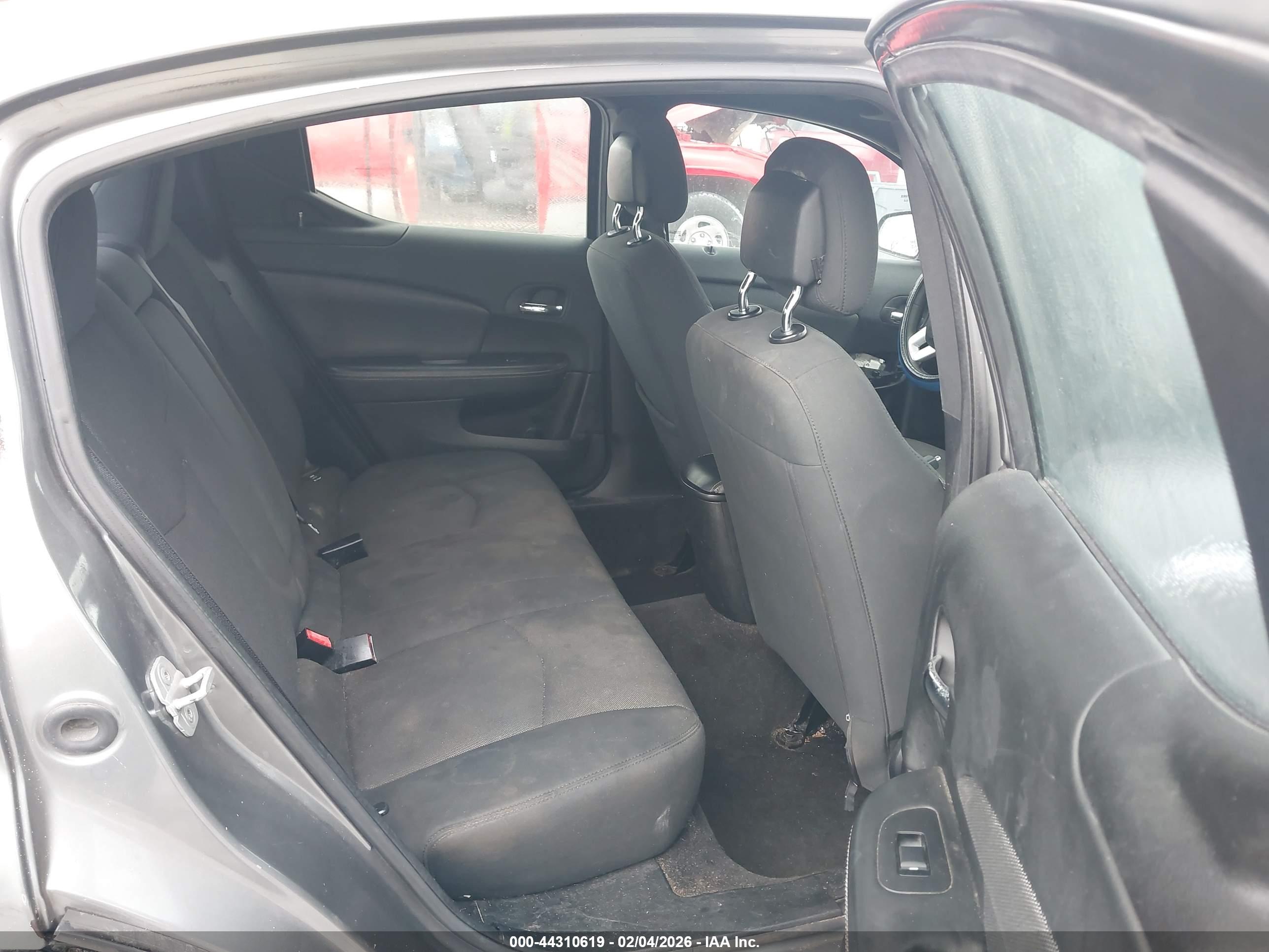 DODGE AVENGER image 8