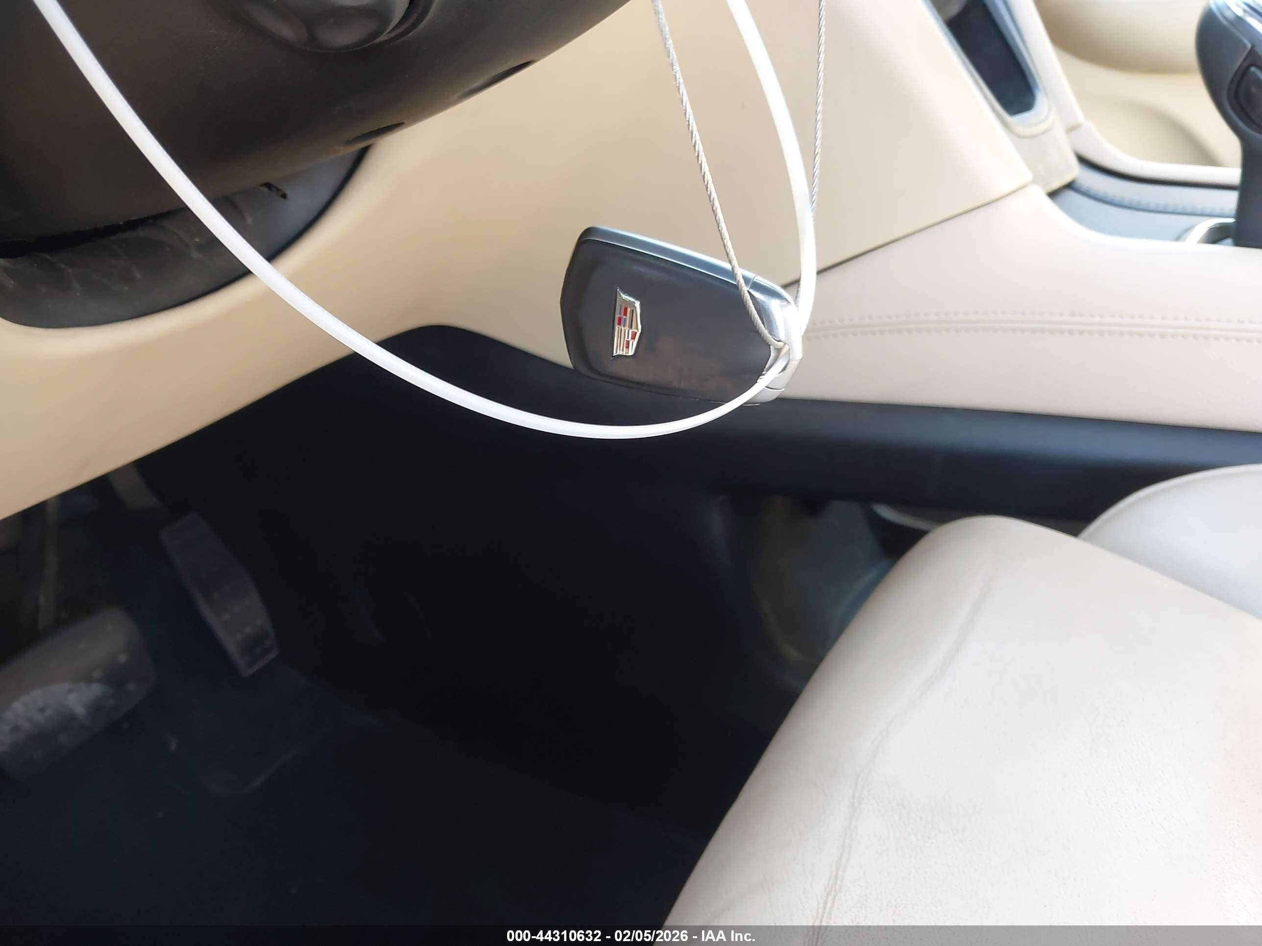 CADILLAC XT5 image 11