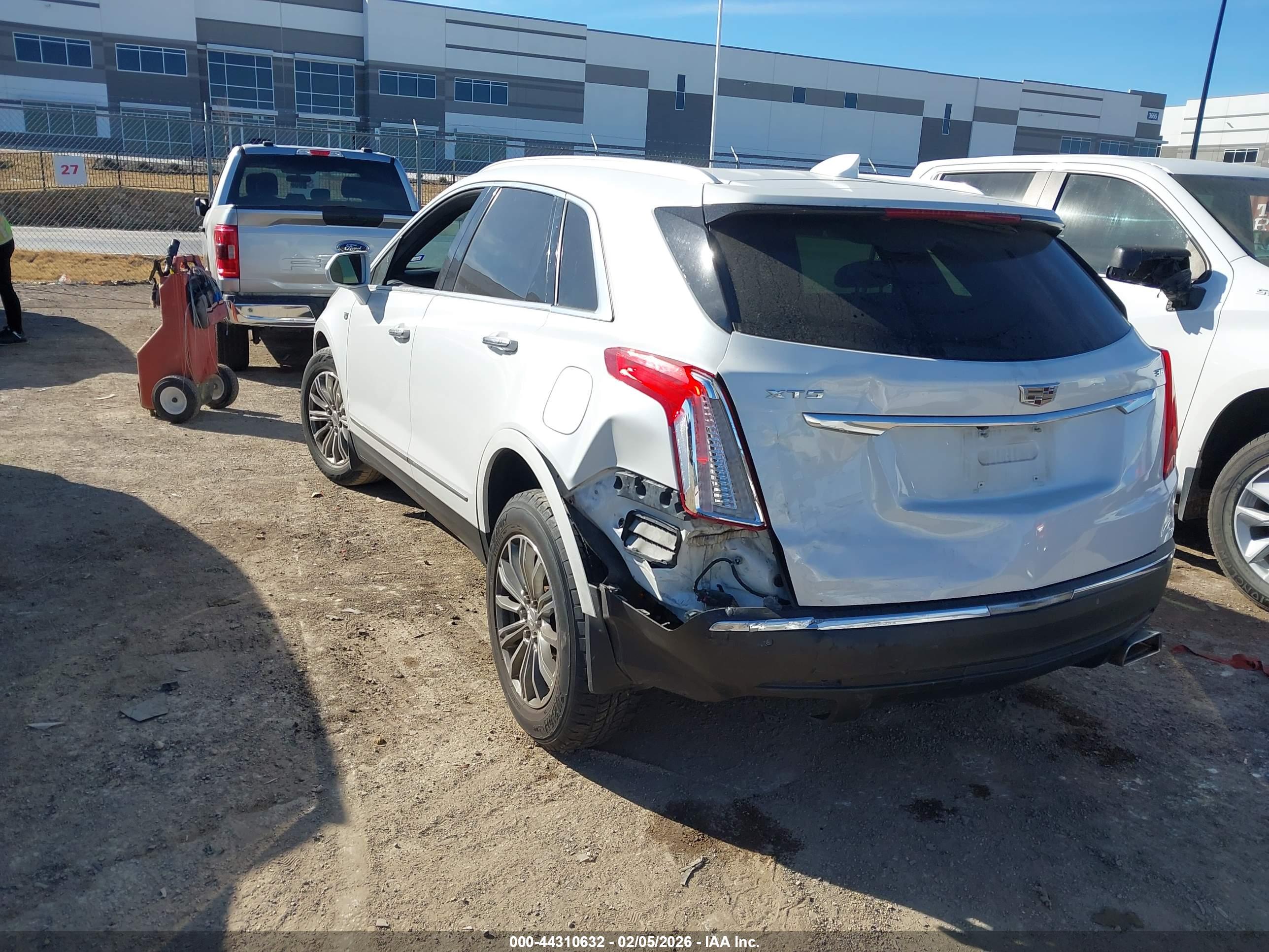 CADILLAC XT5 image 3
