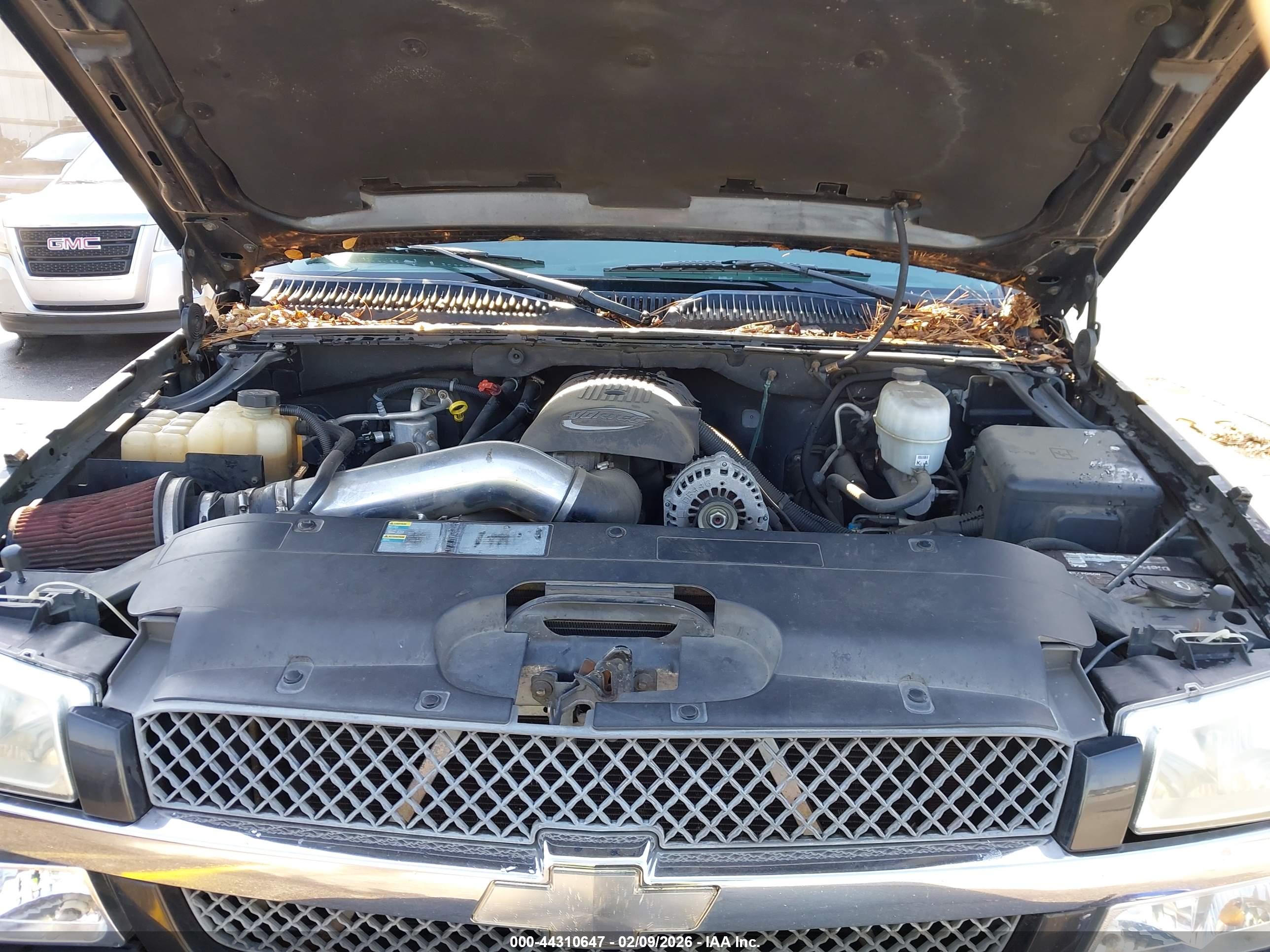 CHEVROLET AVALANCHE image 10