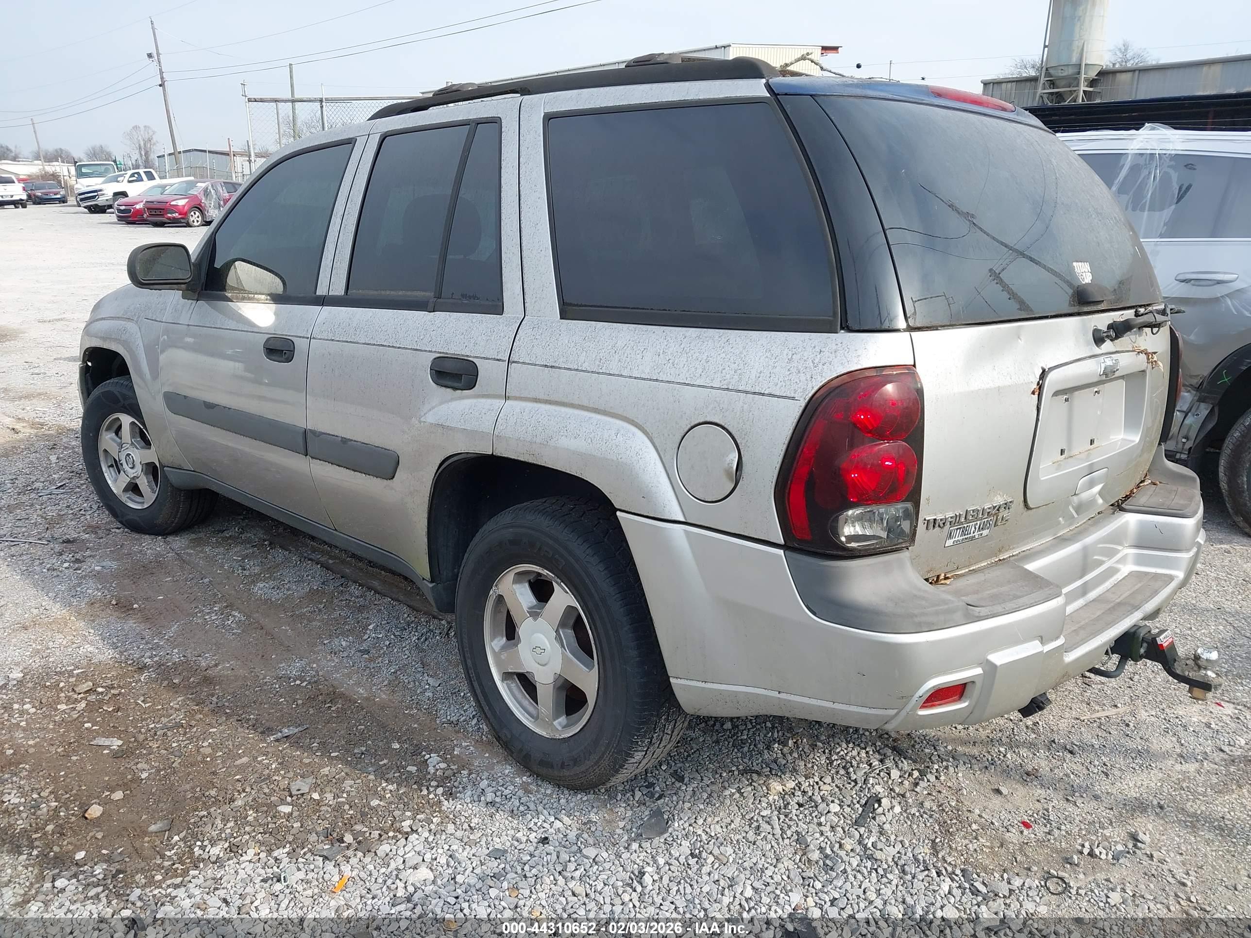 CHEVROLET TRAILBLAZER image 3