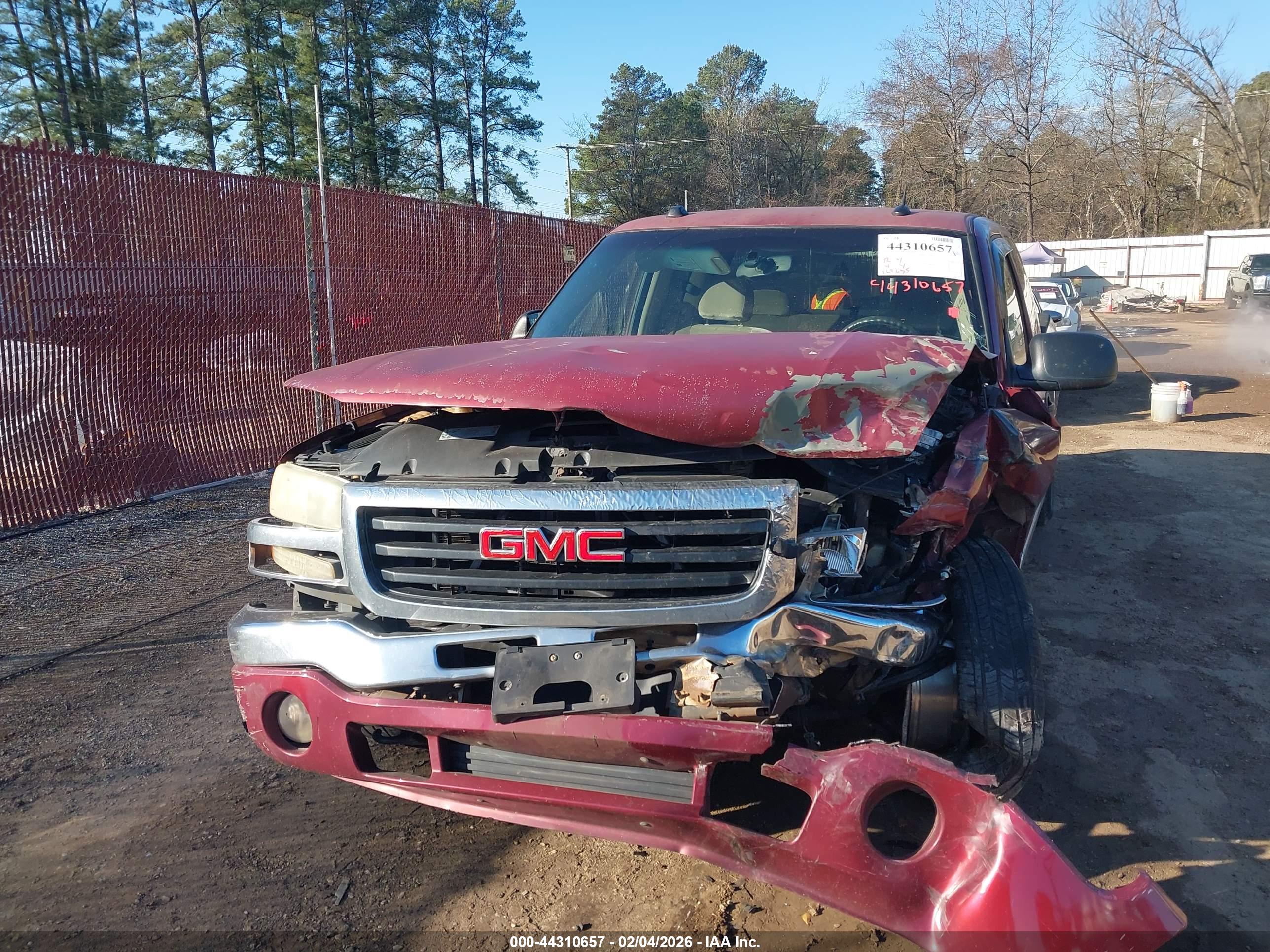 GMC SIERRA image 6