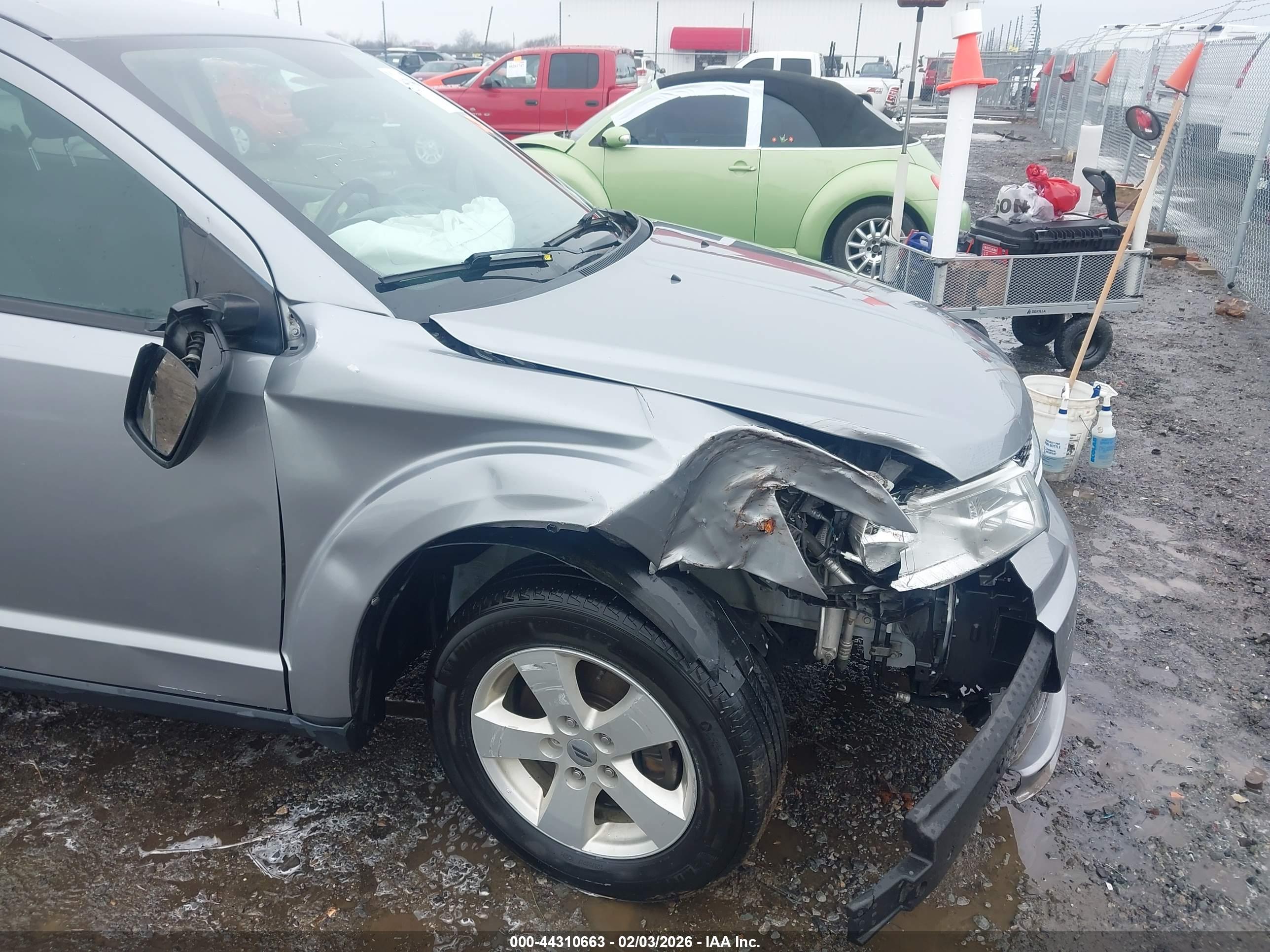 DODGE JOURNEY image 6