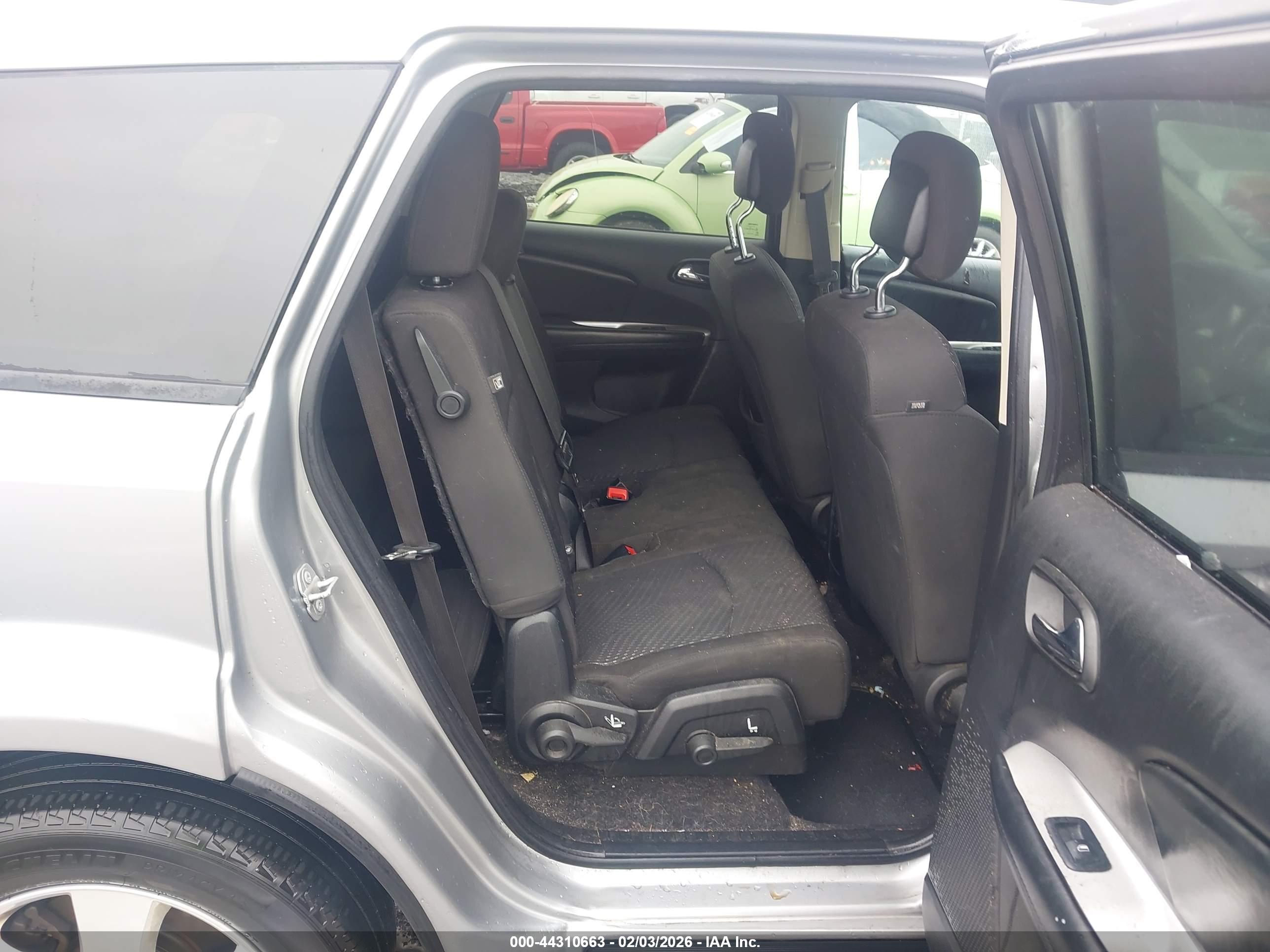 DODGE JOURNEY image 8