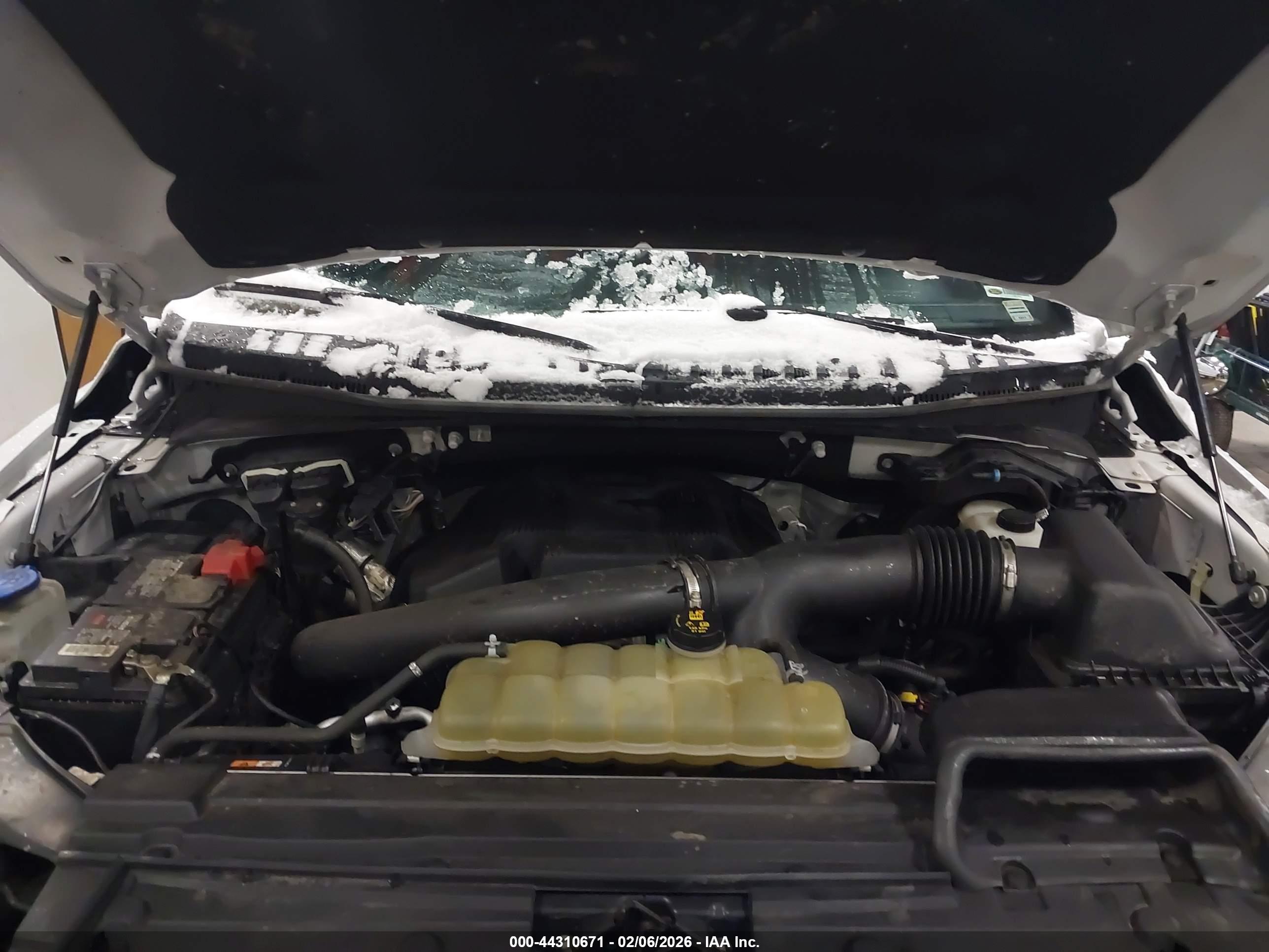 FORD F-150 image 10