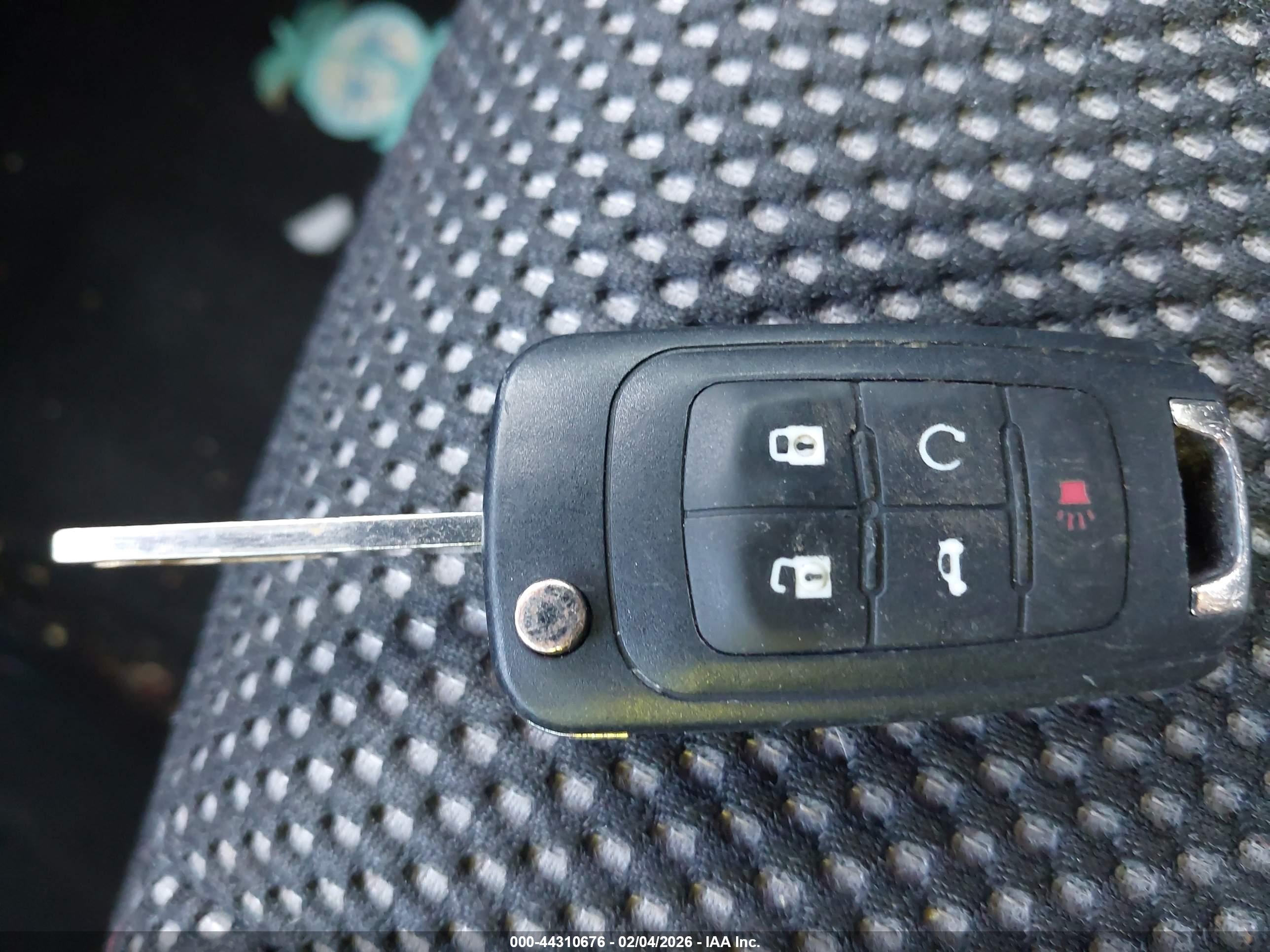 GMC TERRAIN image 11